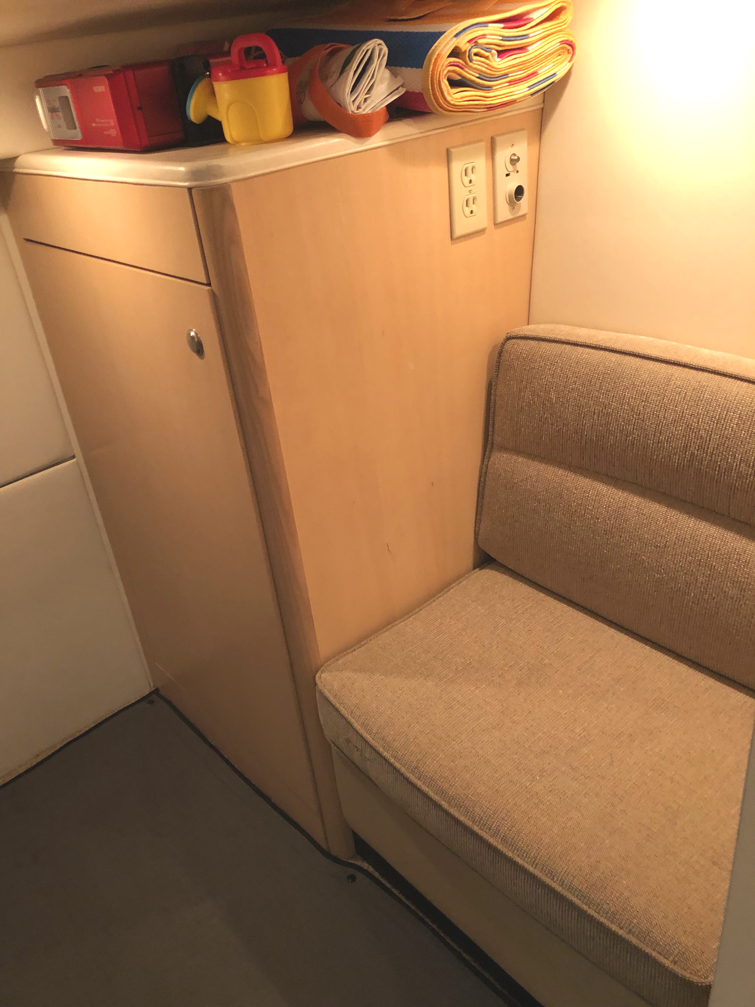 1998 36' Bayliner Avanti "3685 Sunbridge" - Image 19