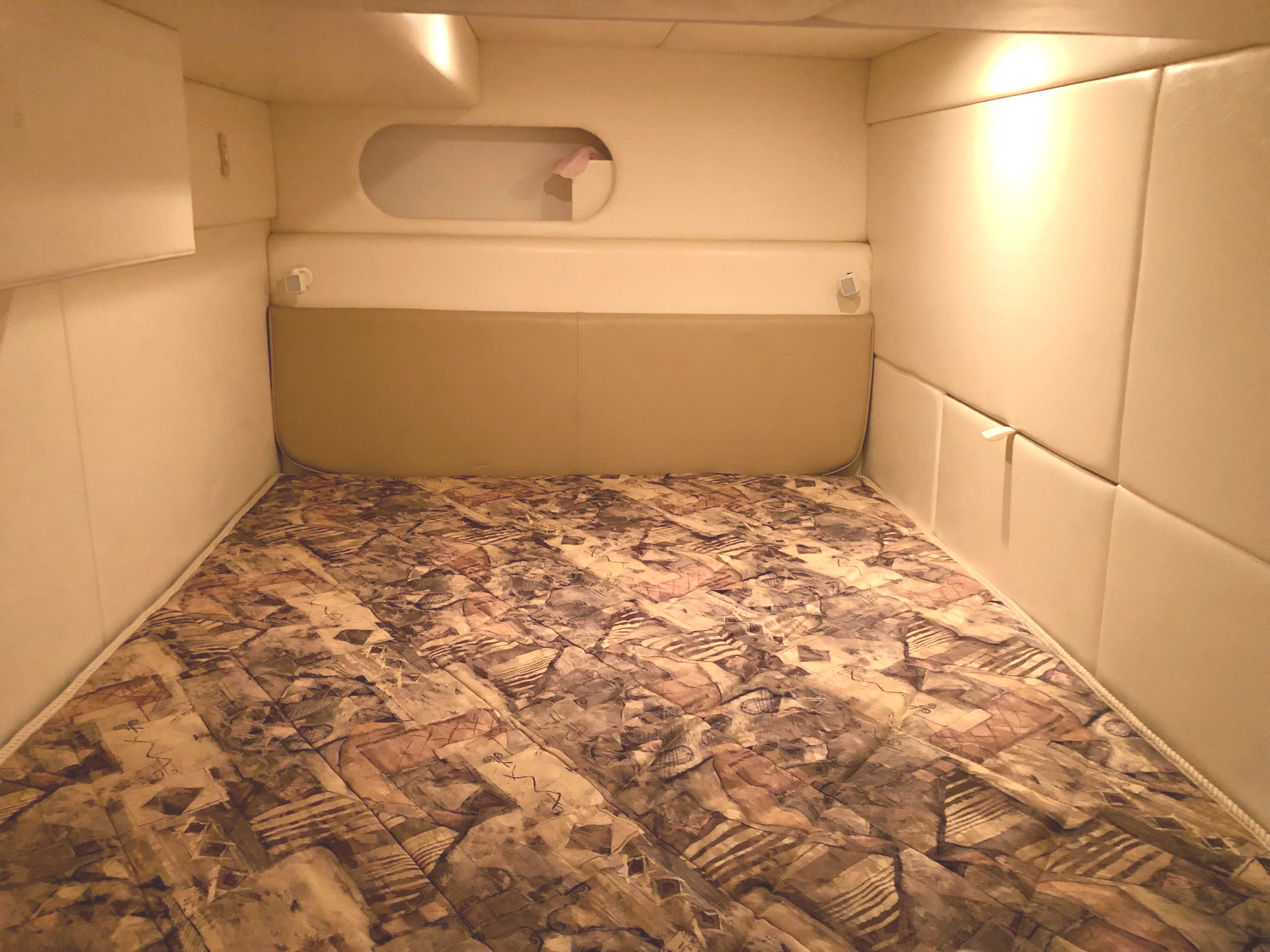 1998 36' Bayliner Avanti "3685 Sunbridge" - Image 21