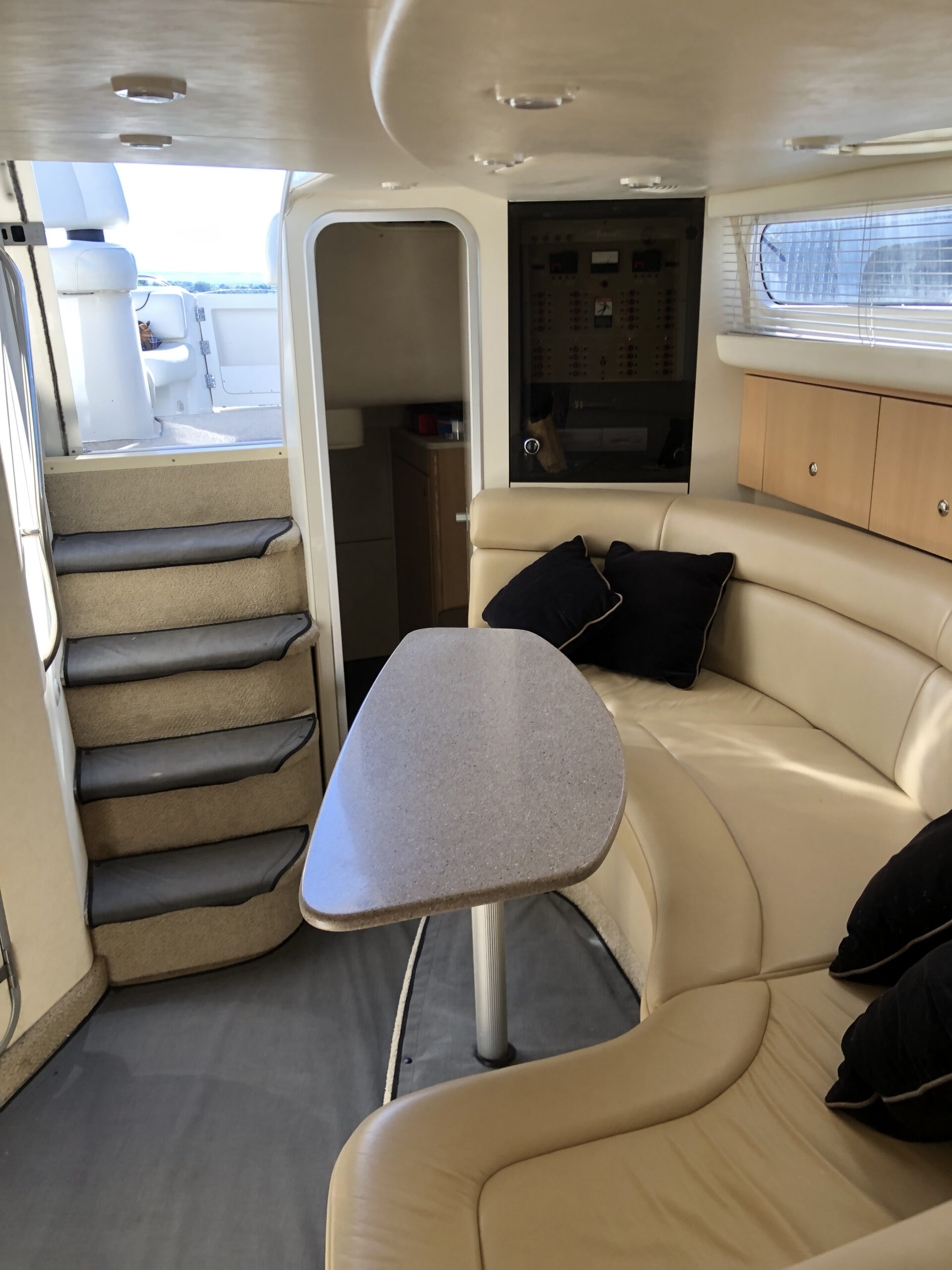 1998 36' Bayliner Avanti "3685 Sunbridge" REDUCED - Image 31