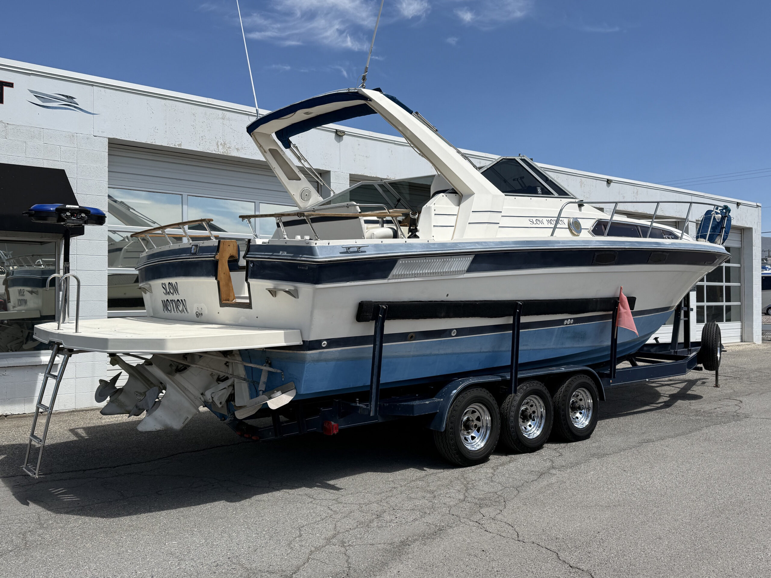 1986 32' Bayliner Conquest "3250 Sunbridge" - Image 3