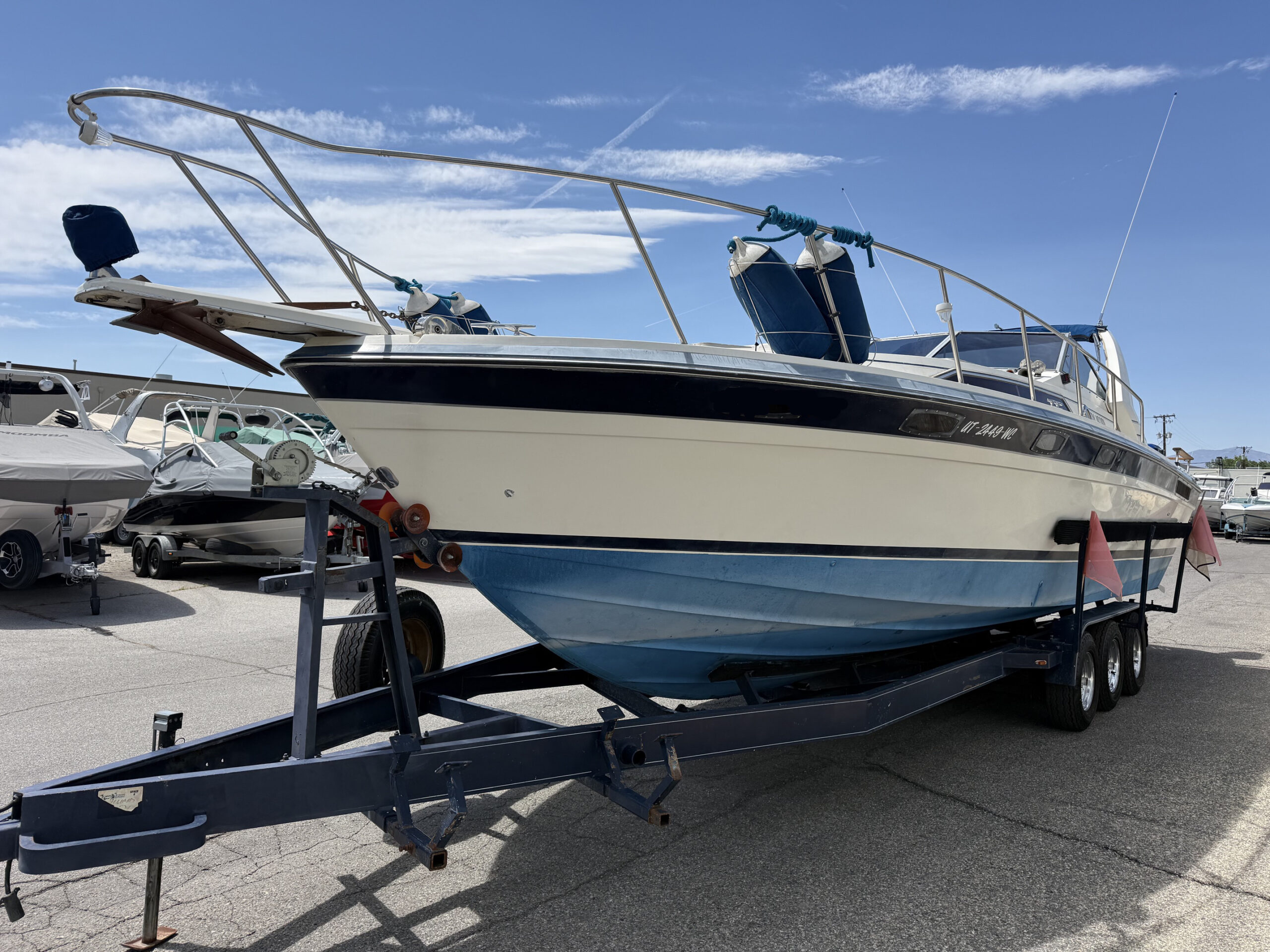 1986 32' Bayliner Conquest "3250 Sunbridge" - Image 5