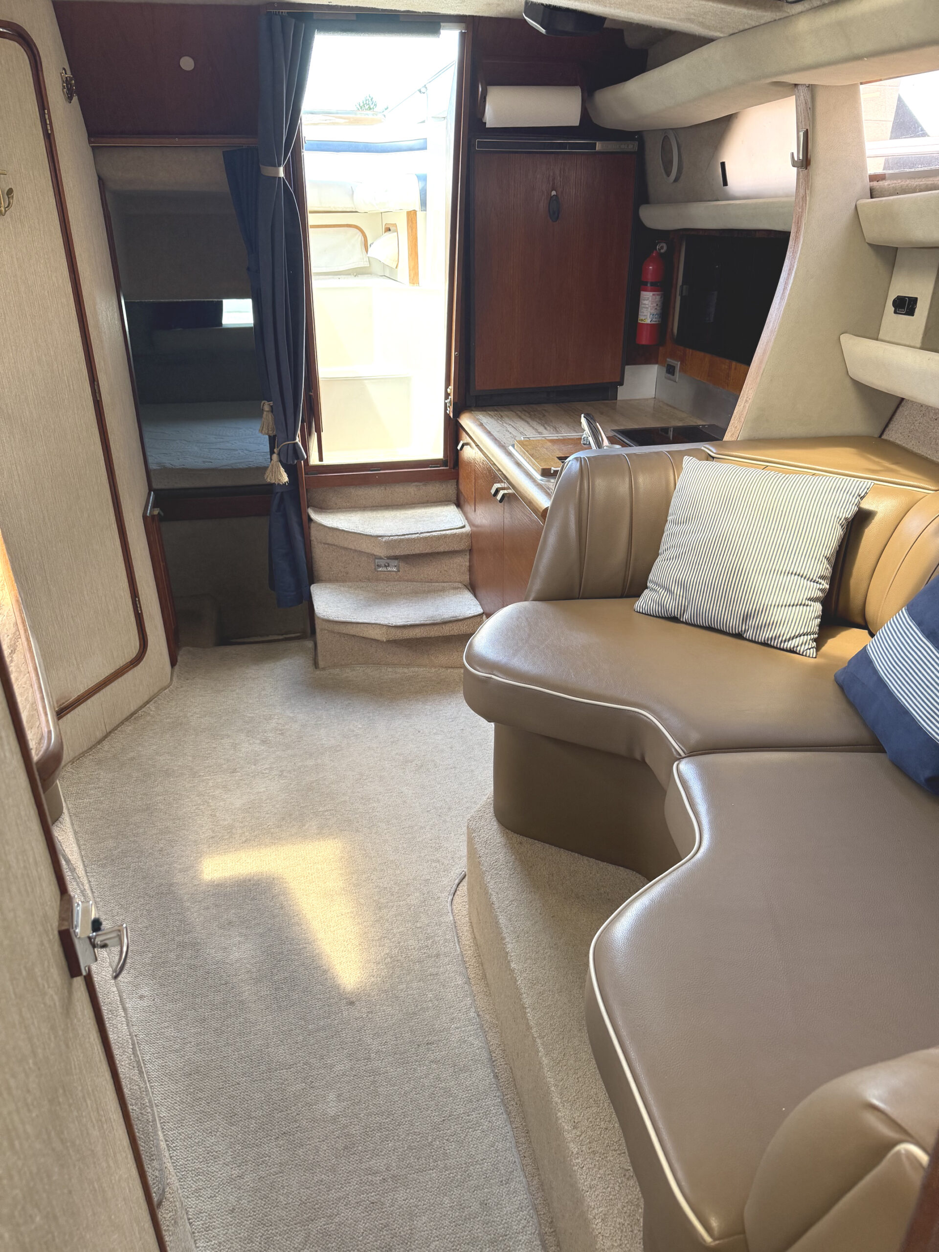 1986 32' Bayliner Conquest "3250 Sunbridge" - Image 41