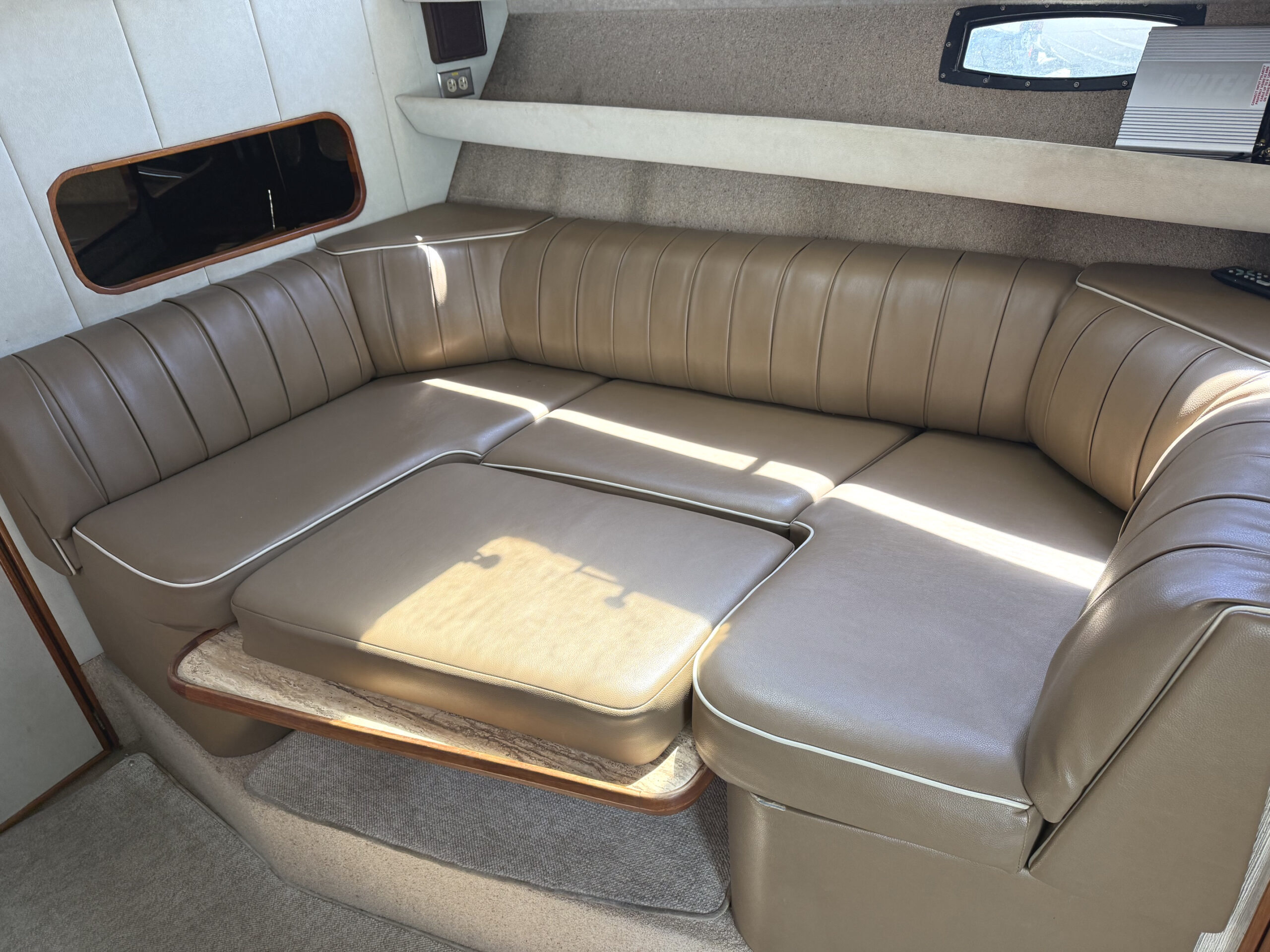 1986 32' Bayliner Conquest "3250 Sunbridge" - Image 34