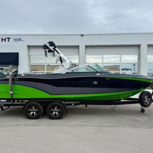 2017 23' MasterCraft "XT23" Bowrider