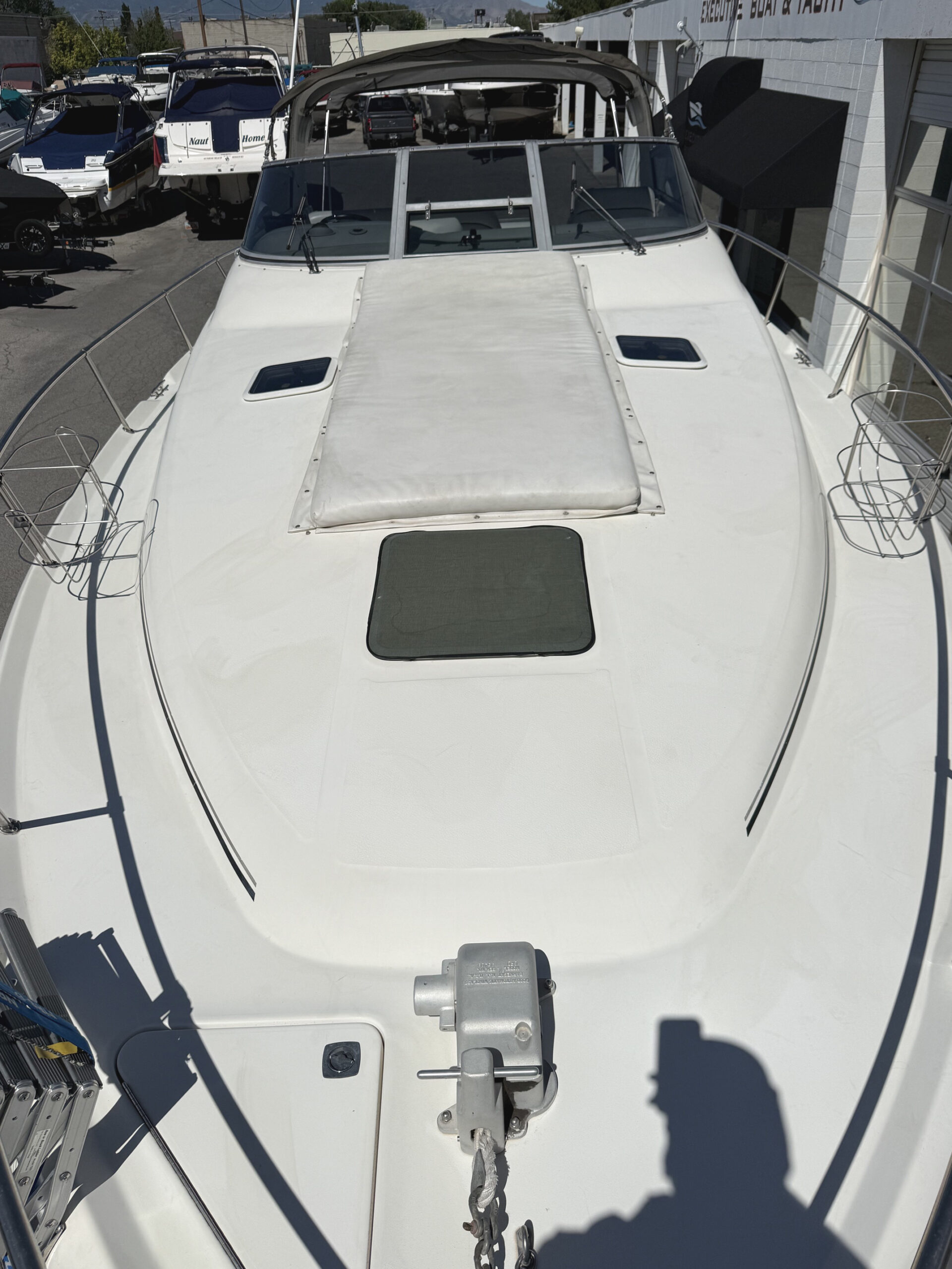 1995 33' Sea Ray "330 Sundancer" - Image 11