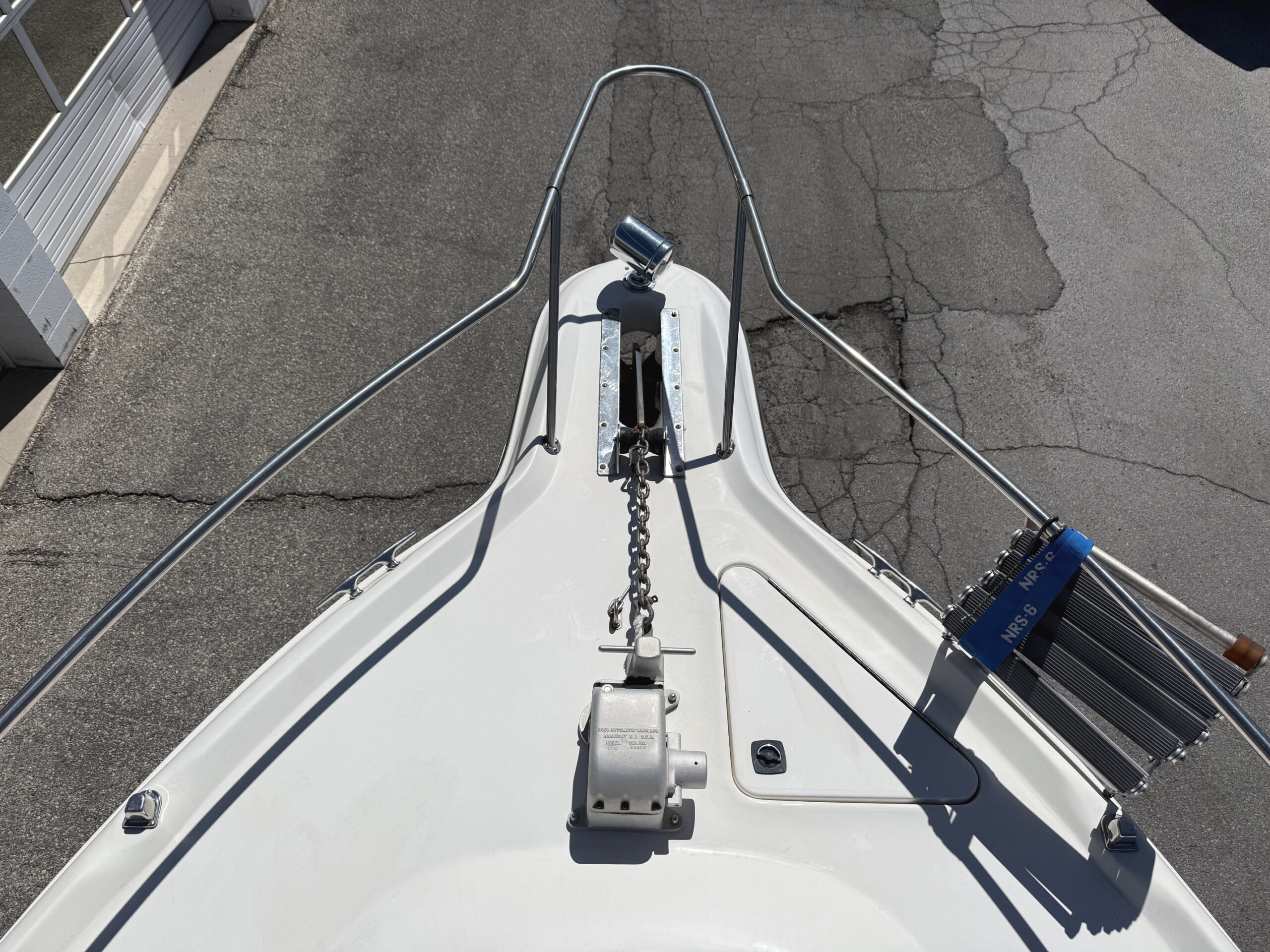 1995 33' Sea Ray "330 Sundancer" - Image 13
