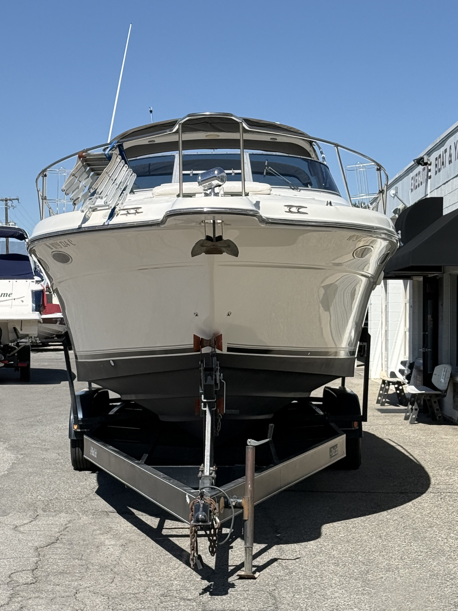 1995 33' Sea Ray "330 Sundancer" - Image 10
