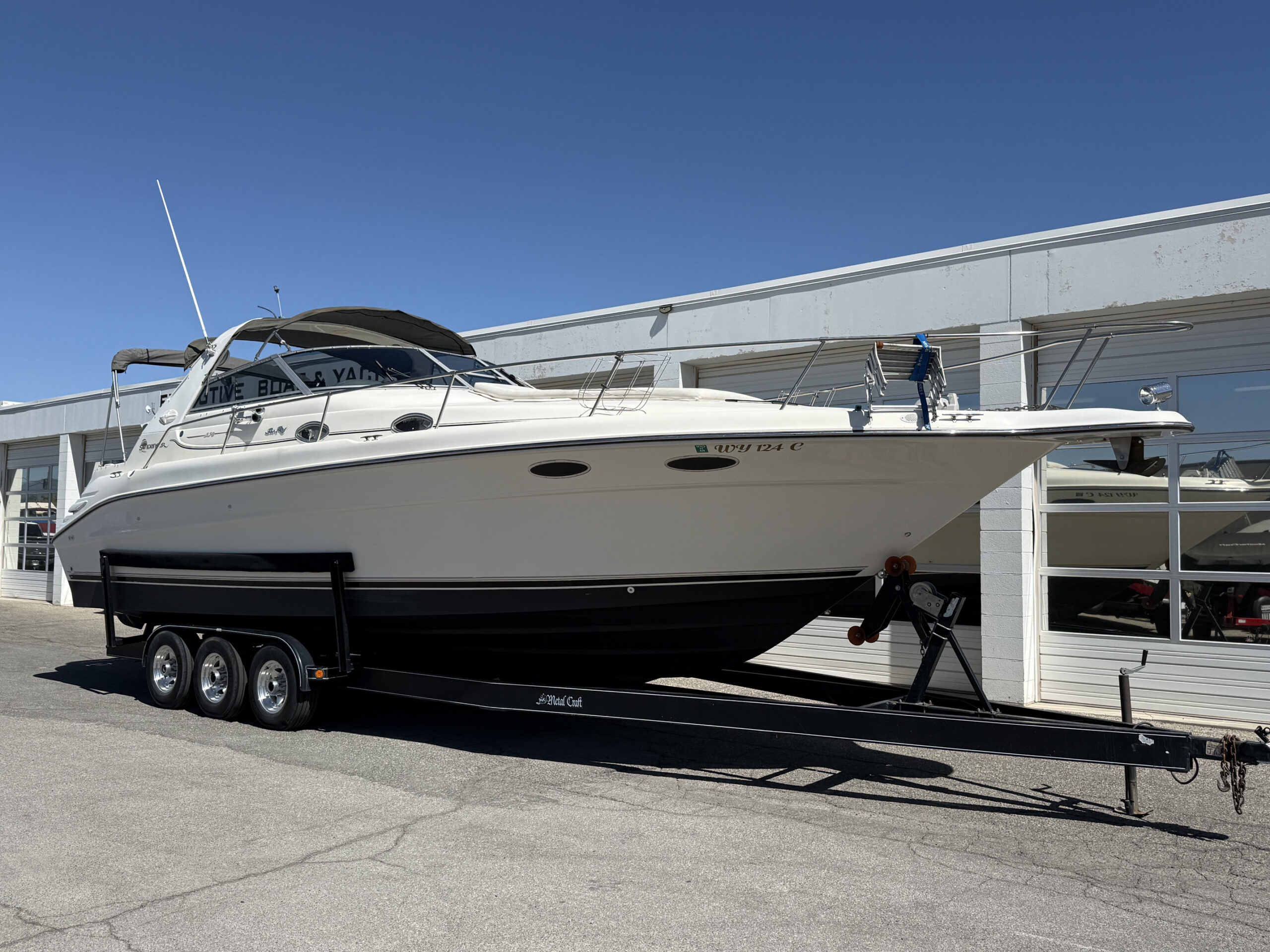 1995 33' Sea Ray "330 Sundancer" - Image 3