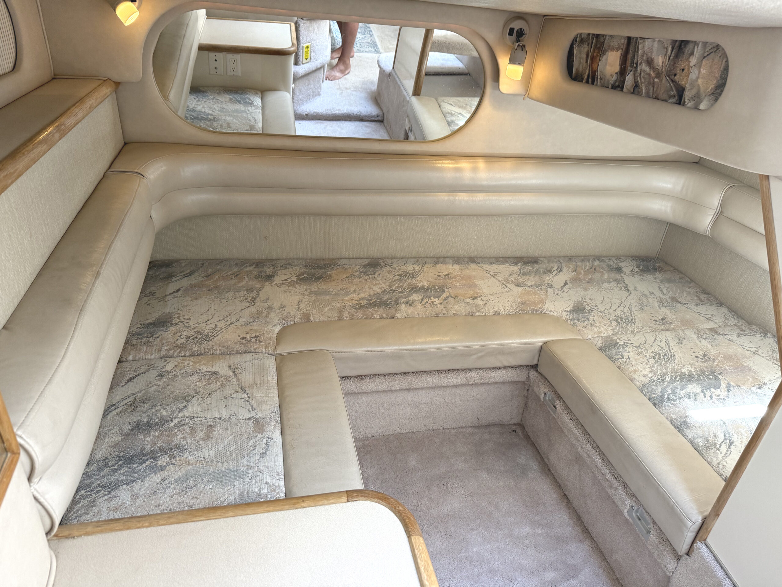 1995 33' Sea Ray "330 Sundancer" - Image 47