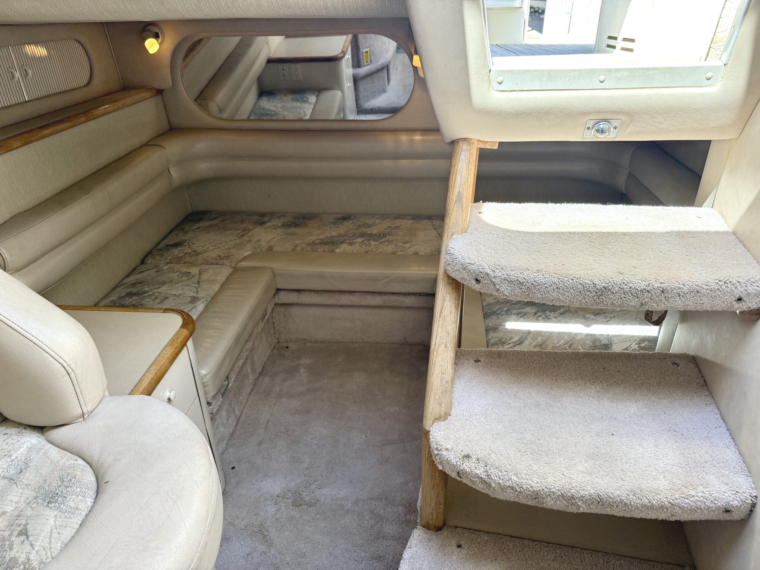 1995 33' Sea Ray "330 Sundancer" - Image 49