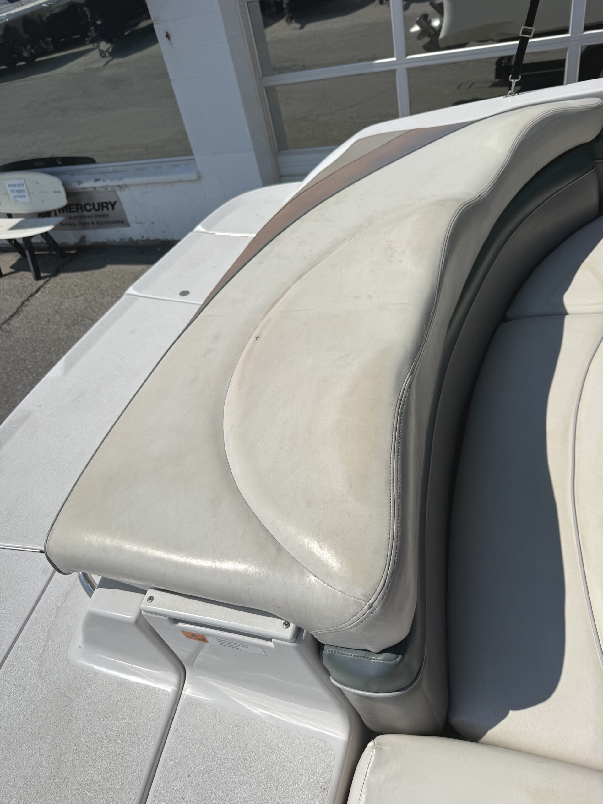 2000 26' Four Winns "260 Horizon" Bowrider - Image 29