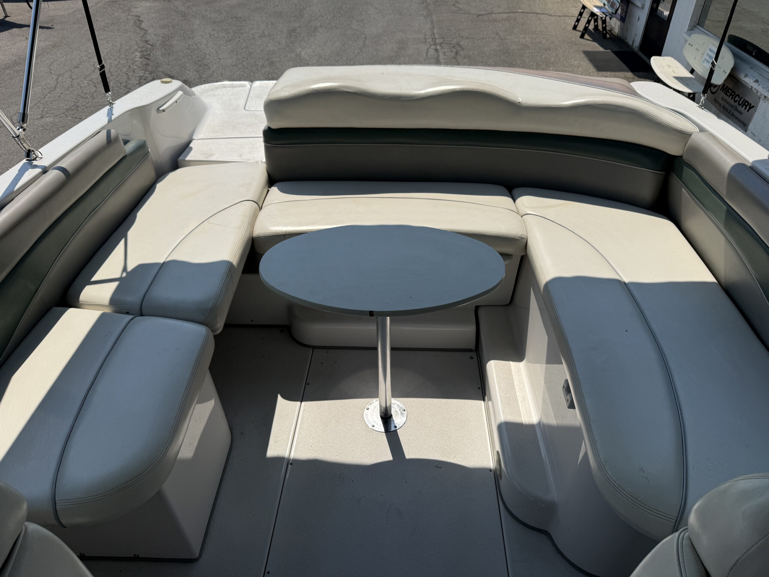2000 26' Four Winns "260 Horizon" Bowrider - Image 37