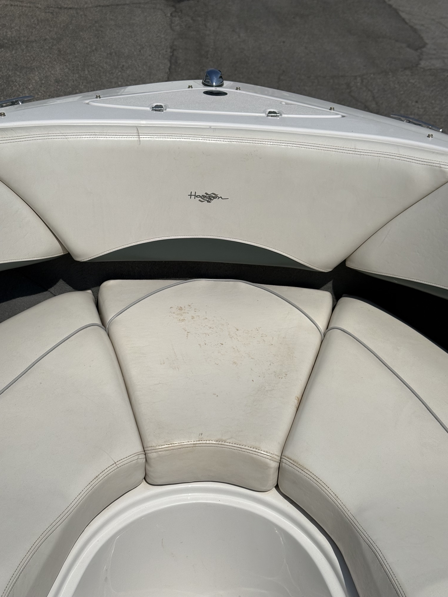2000 26' Four Winns "260 Horizon" Bowrider - Image 19