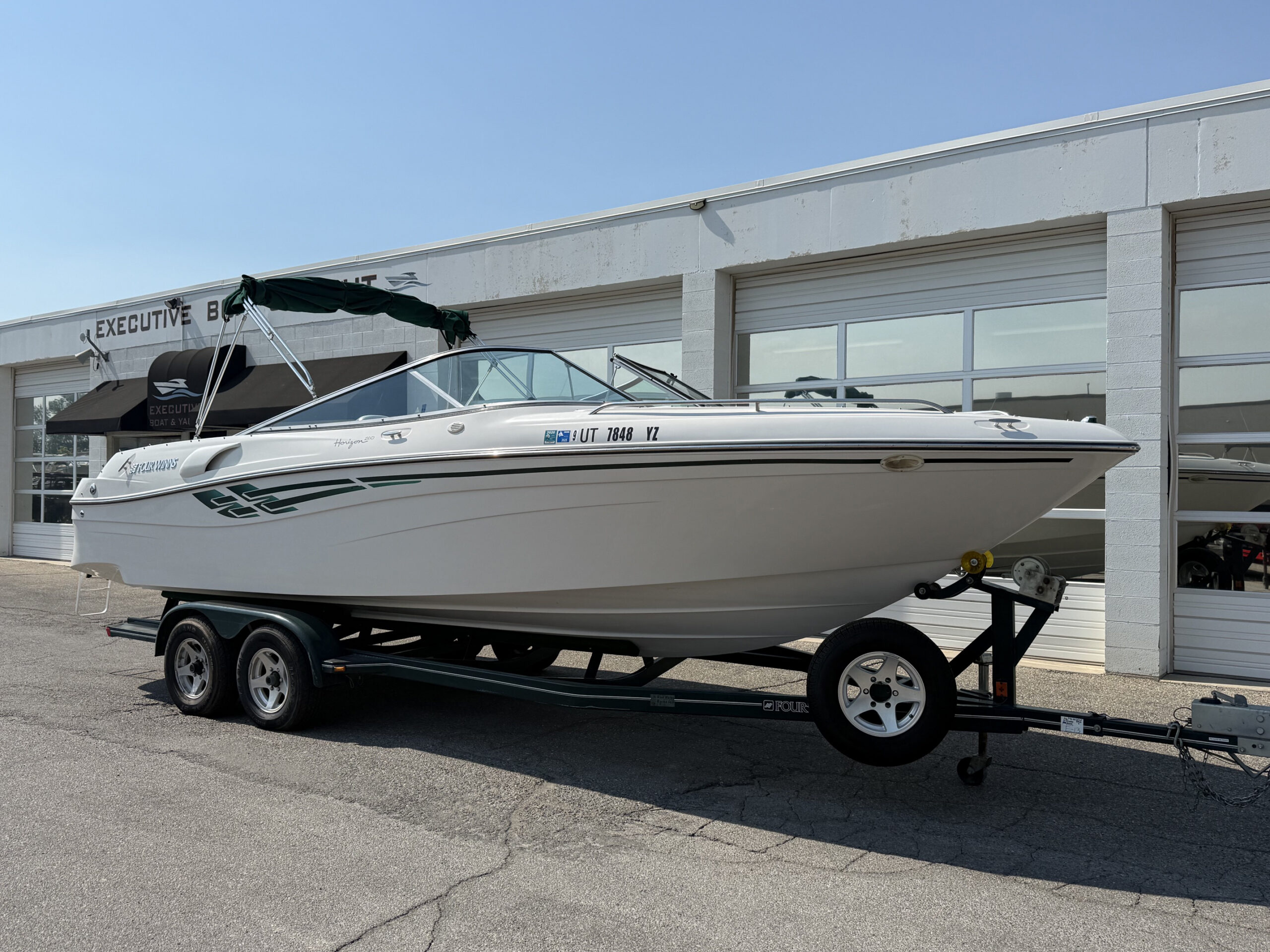 2000 26' Four Winns "260 Horizon" Bowrider - Image 4