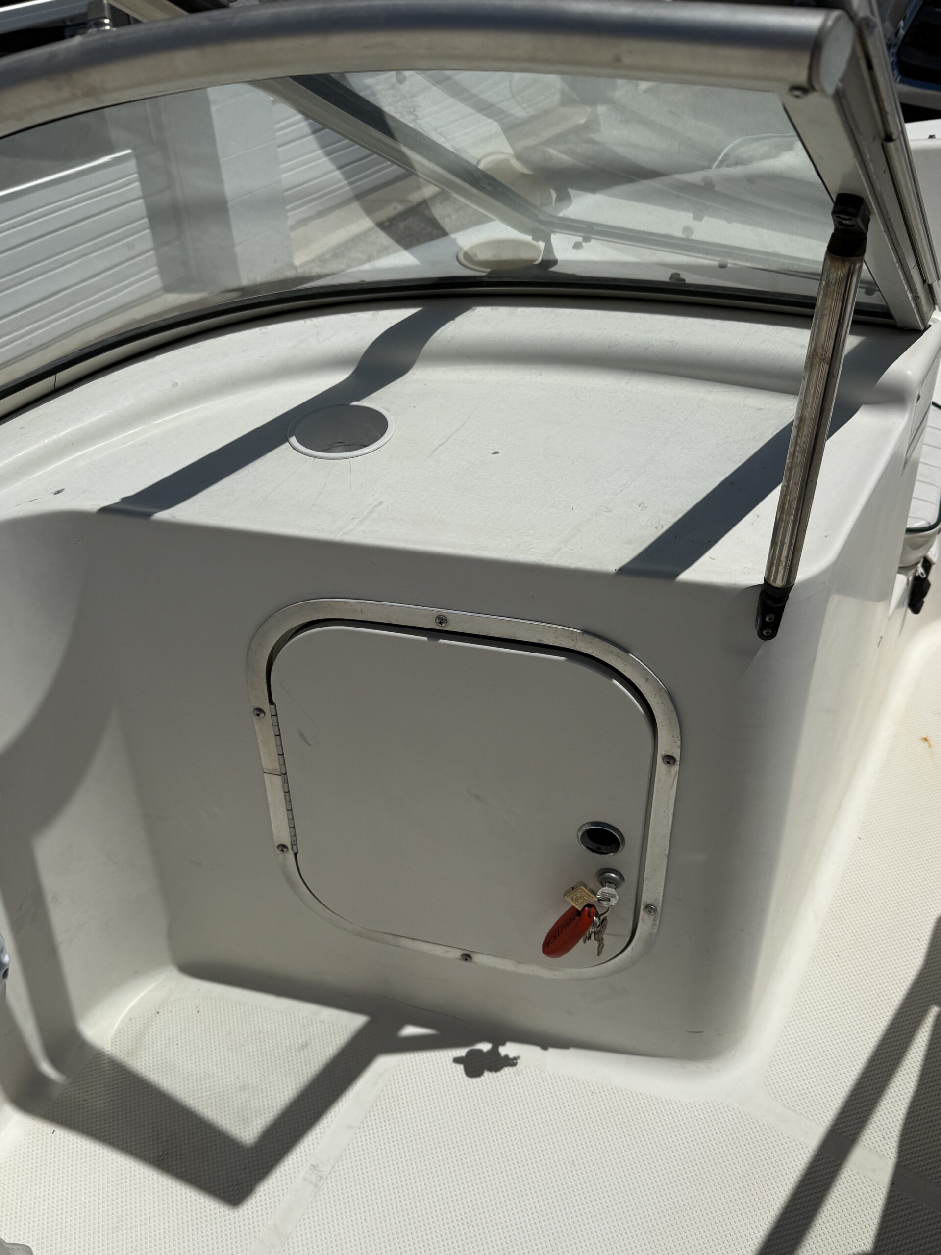 2001 17' Bayliner Trophy "1700 Bowrider" - Image 15