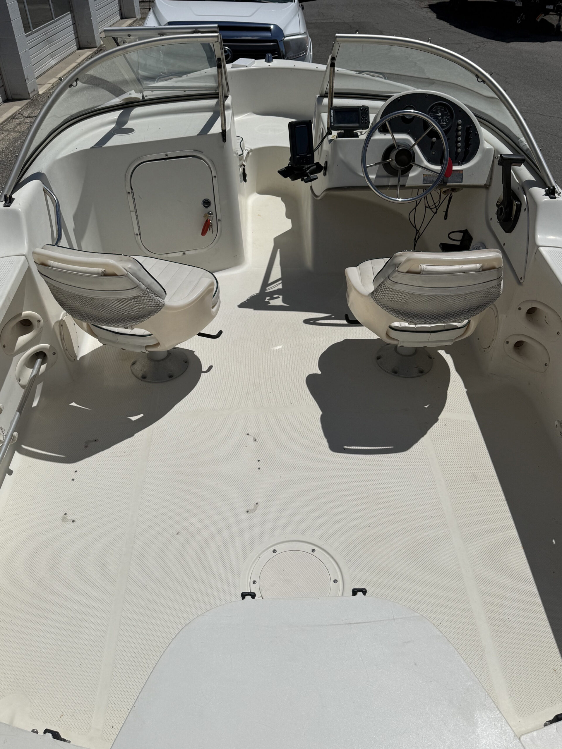 2001 17' Bayliner Trophy "1700 Bowrider" - Image 19