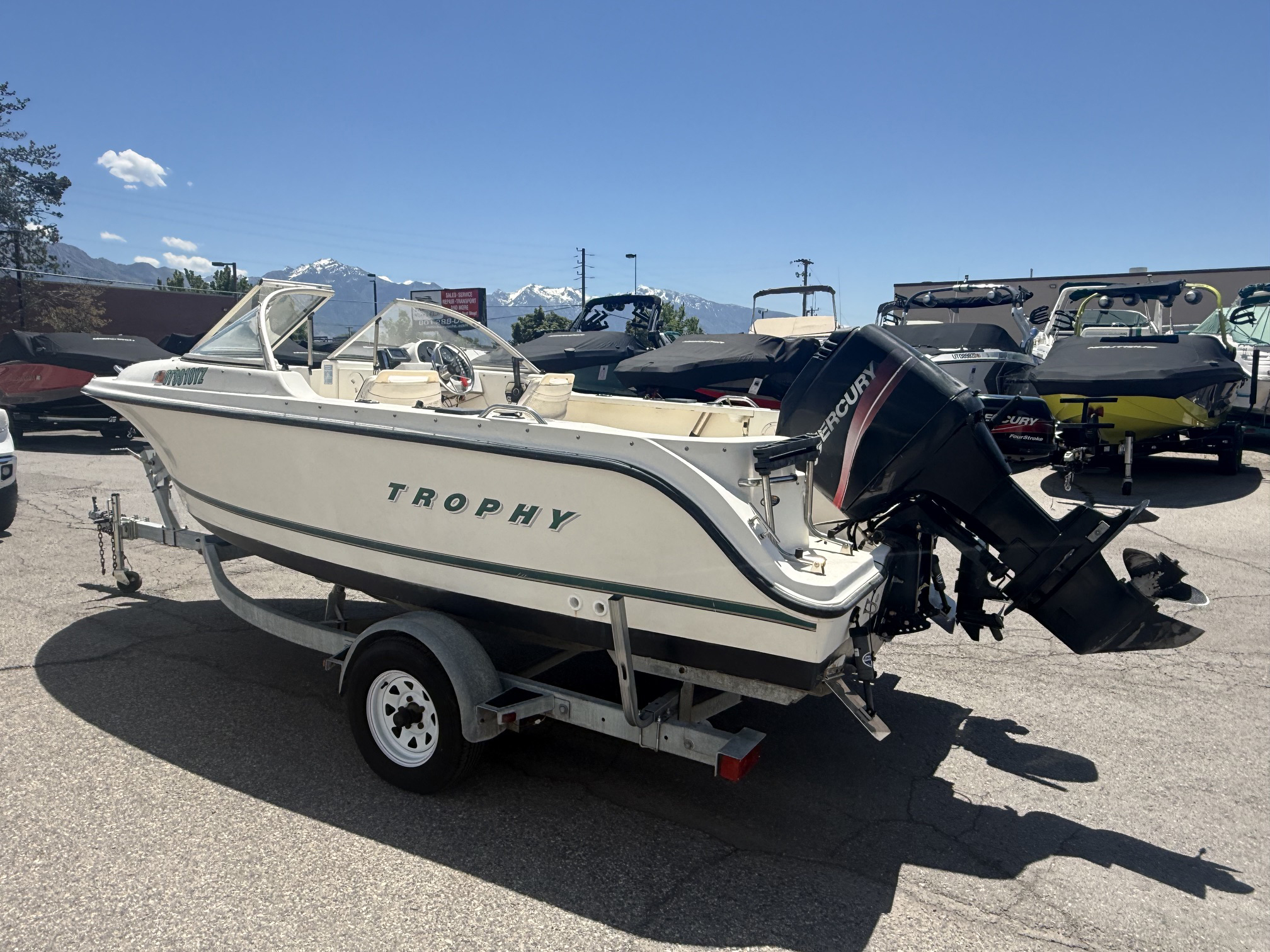 2001 17' Bayliner Trophy "1700 Bowrider" - Image 7