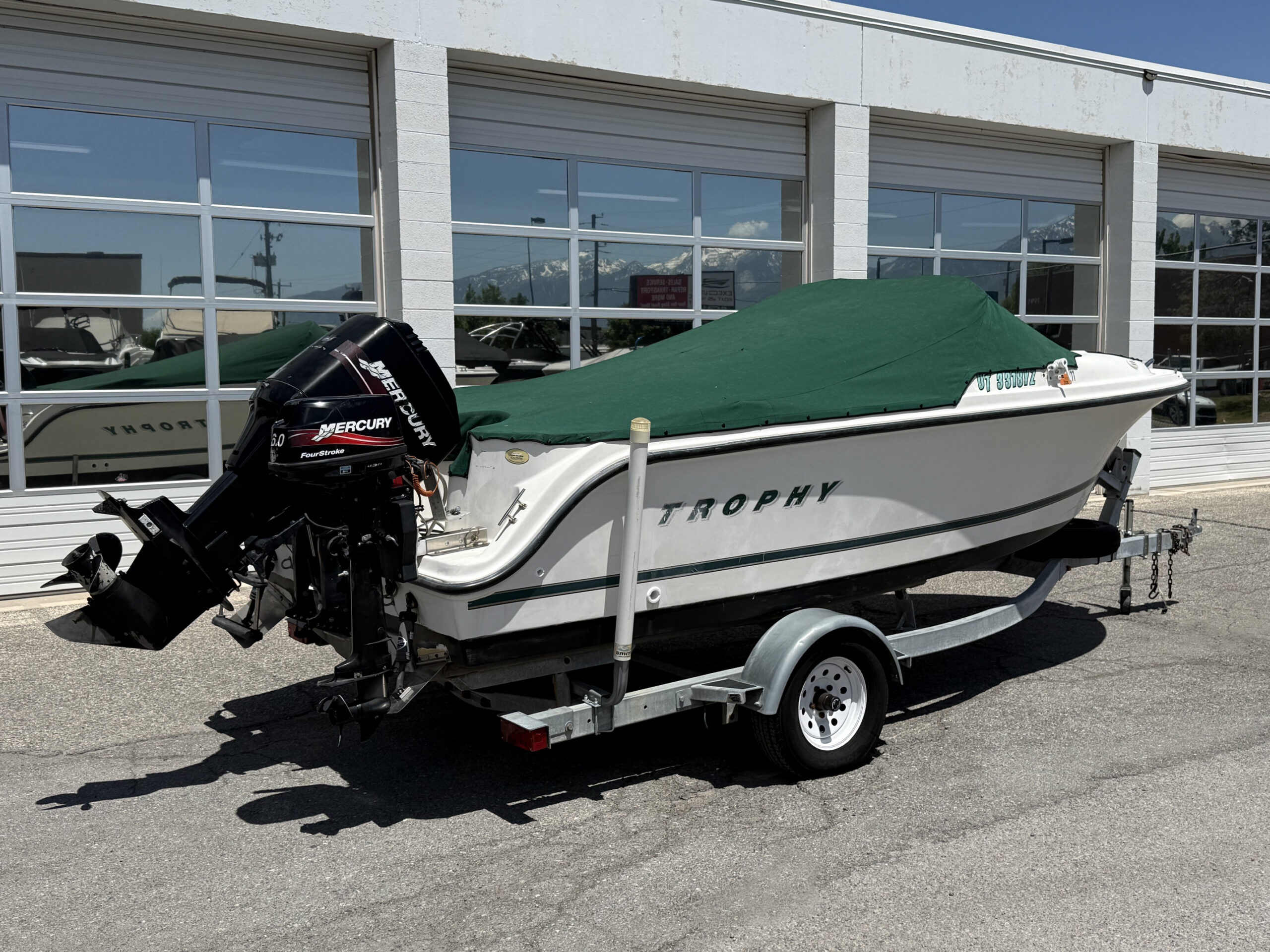 2001 17' Bayliner Trophy "1700 Bowrider" - Image 9