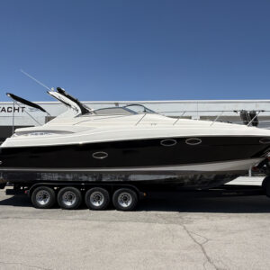 2004 35' Regal "Commodore 3560" Yacht