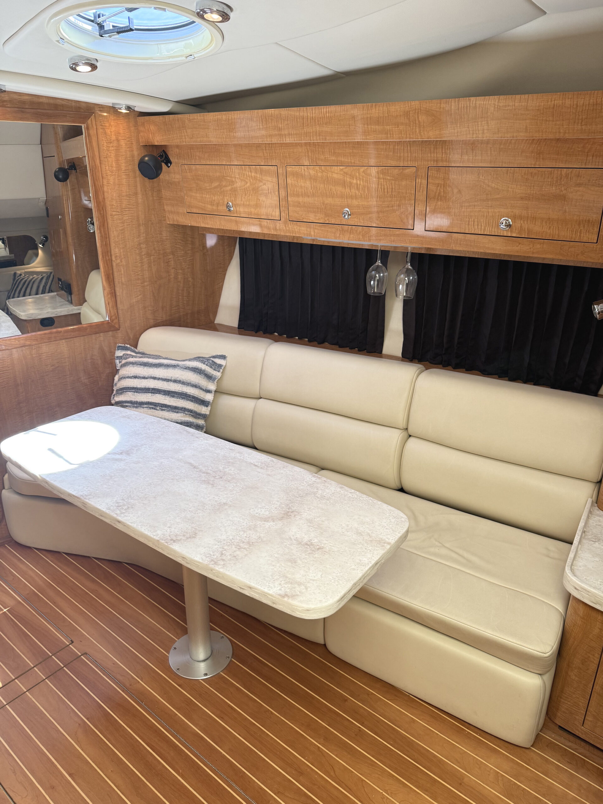 2004 35' Regal "Commodore 3560" Yacht - Image 52