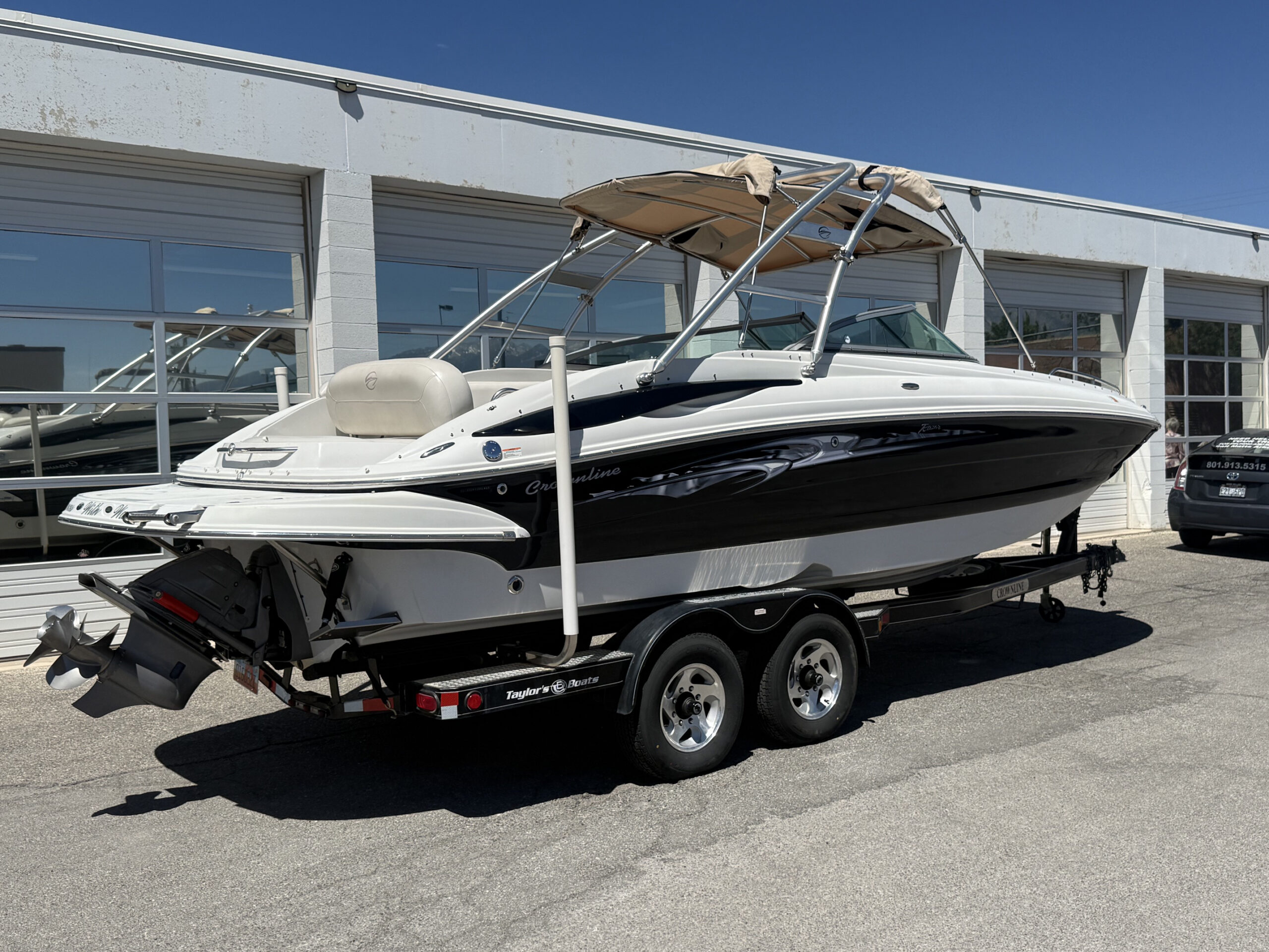 2007 25' Crownline "252 EX Razor" Bowrider - Image 3