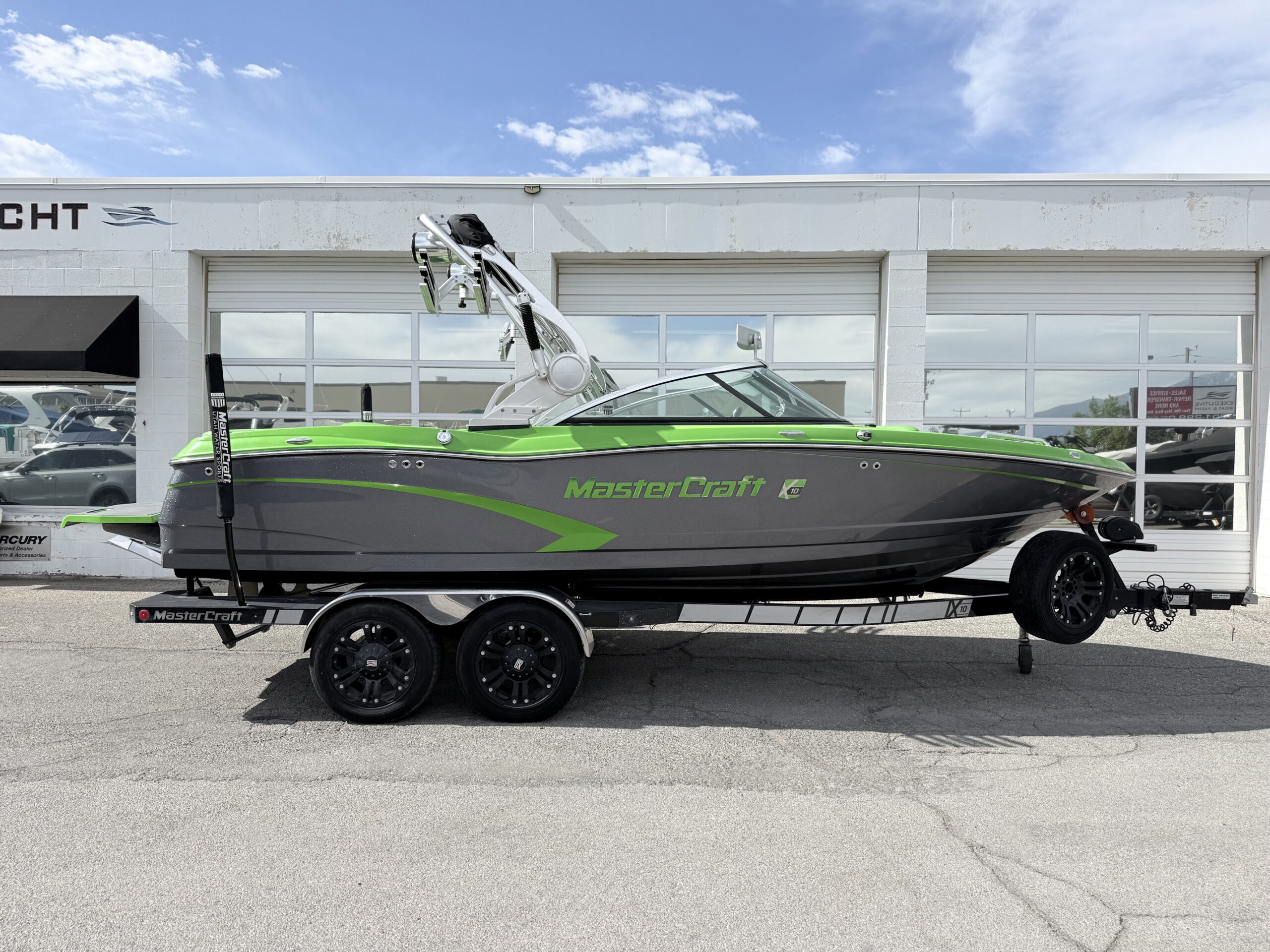 2014 21' MasterCraft "X10" Bowrider