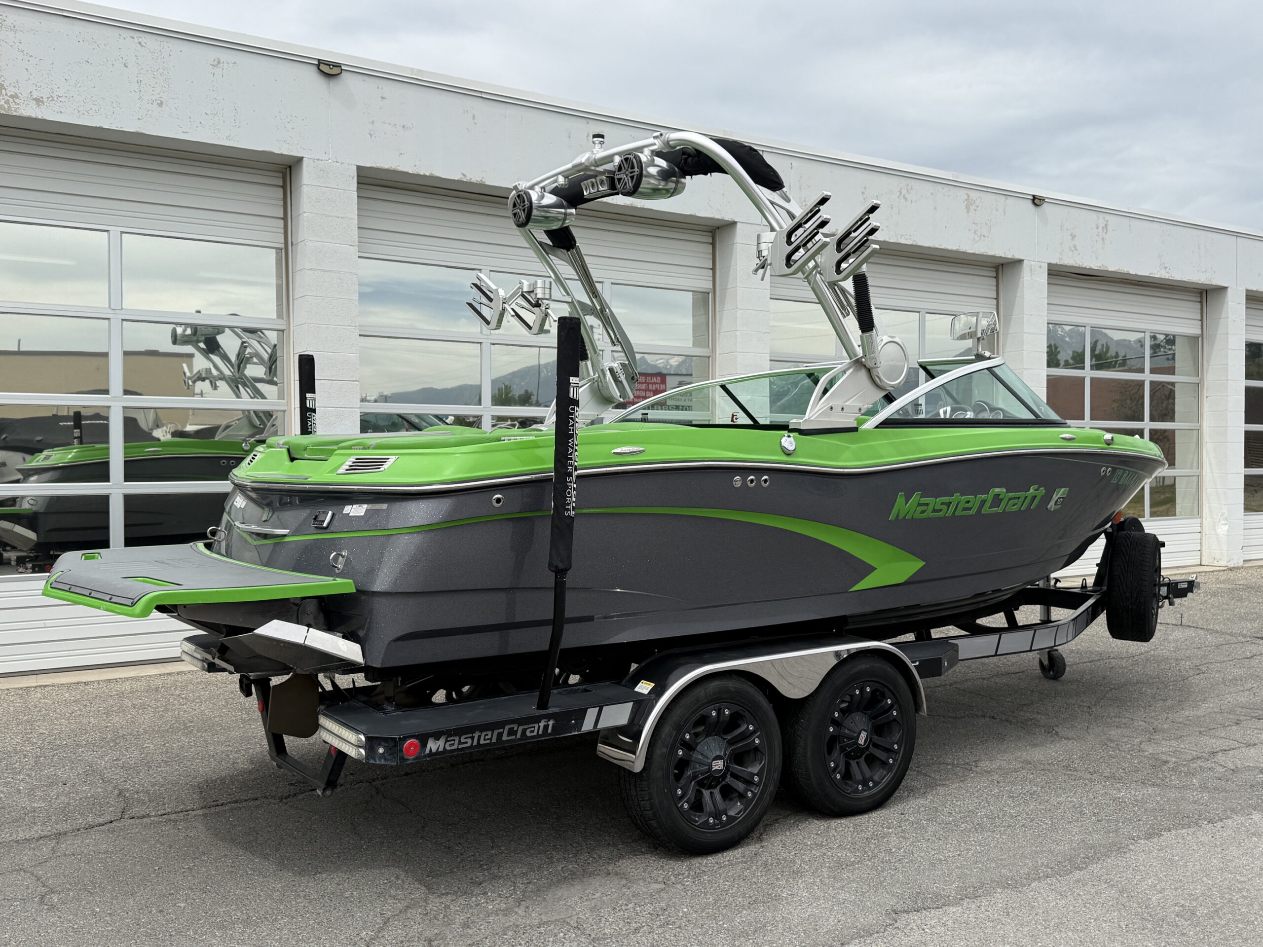 2014 21' MasterCraft "X10" Bowrider - Image 3
