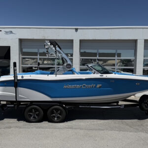 2021 22' MasterCraft "XT22" Bowrider