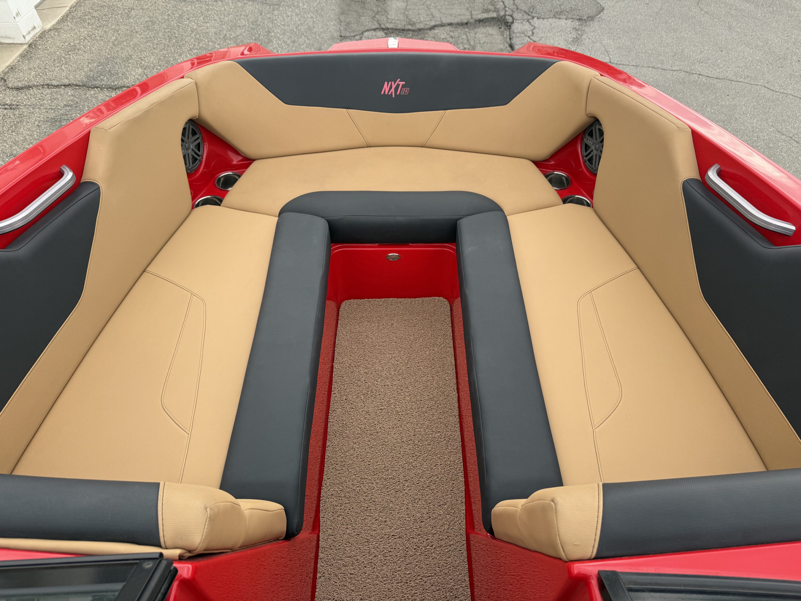 2021 24' MasterCraft "NXT24" Bowrider - Image 18