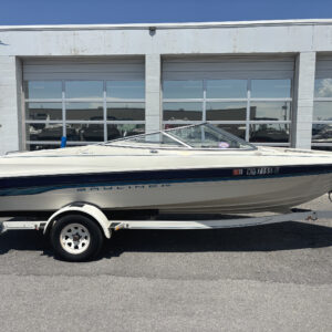 1995 20' Bayliner Capri "2050 Bowrider"