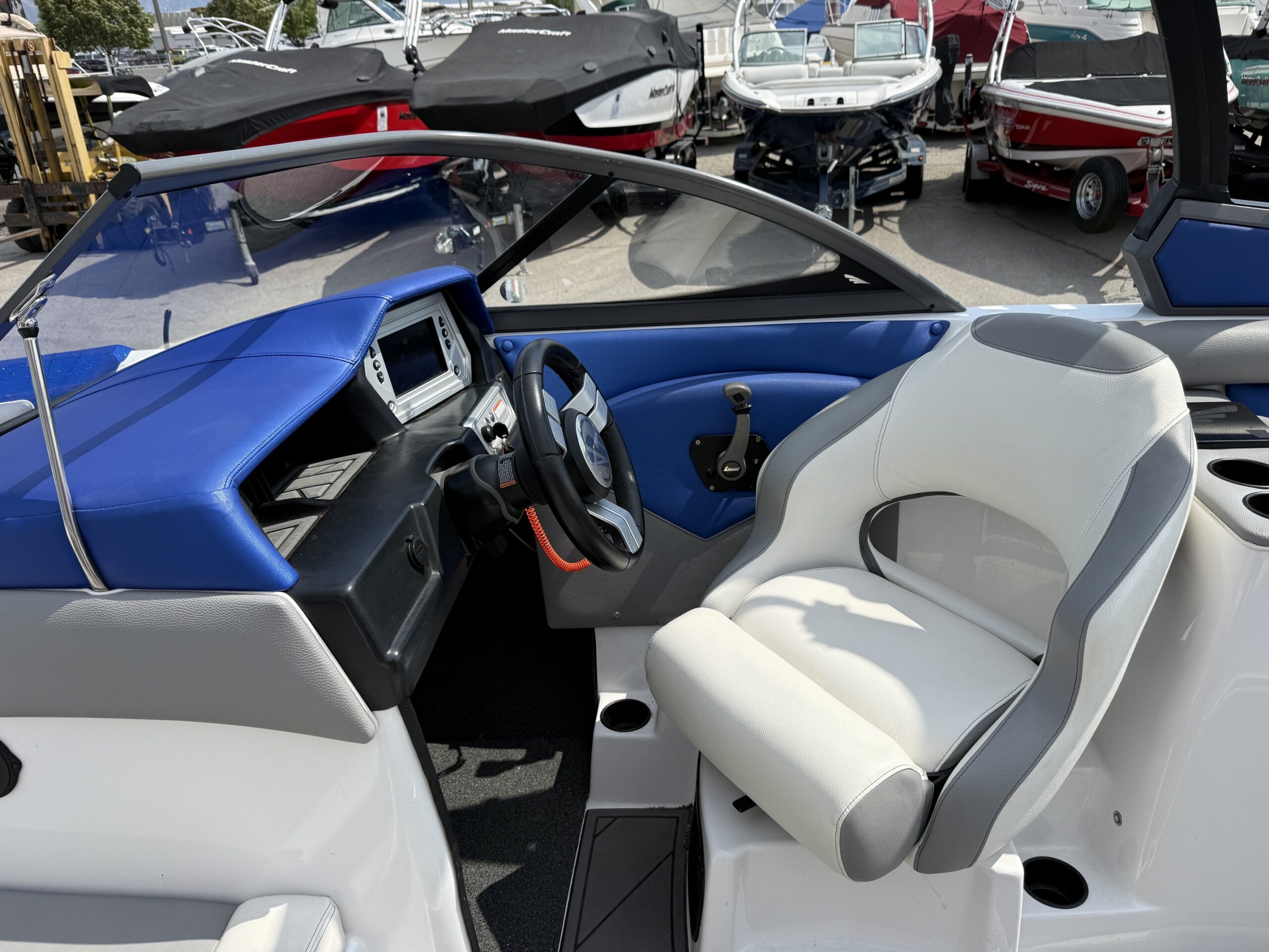 2018 23' Tige "R23" Bowrider - Image 24