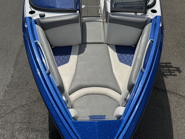 2018 23' Tige "R23" Bowrider - Image 10