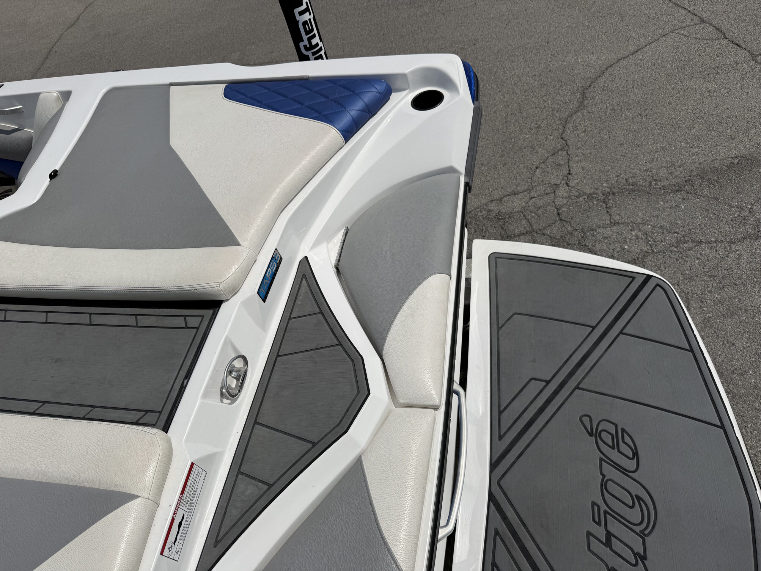 2018 23' Tige "R23" Bowrider - Image 39