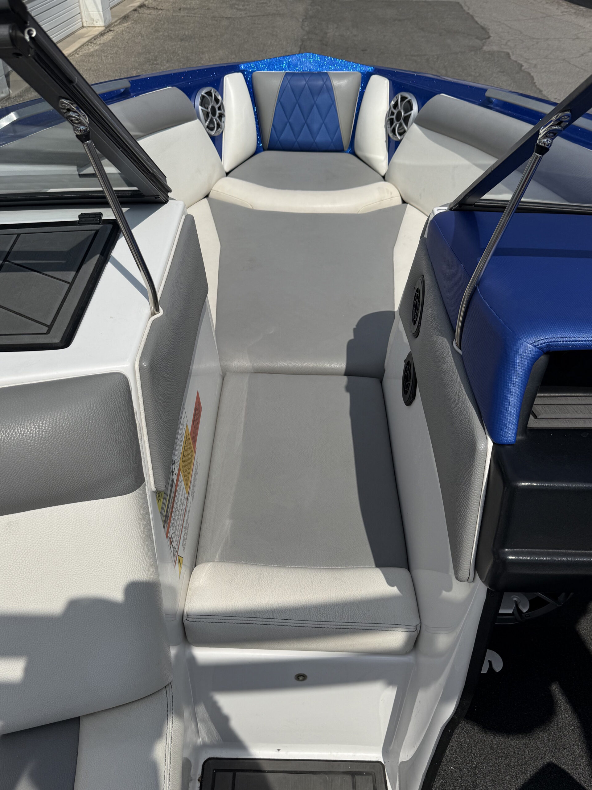 2018 23' Tige "R23" Bowrider - Image 12