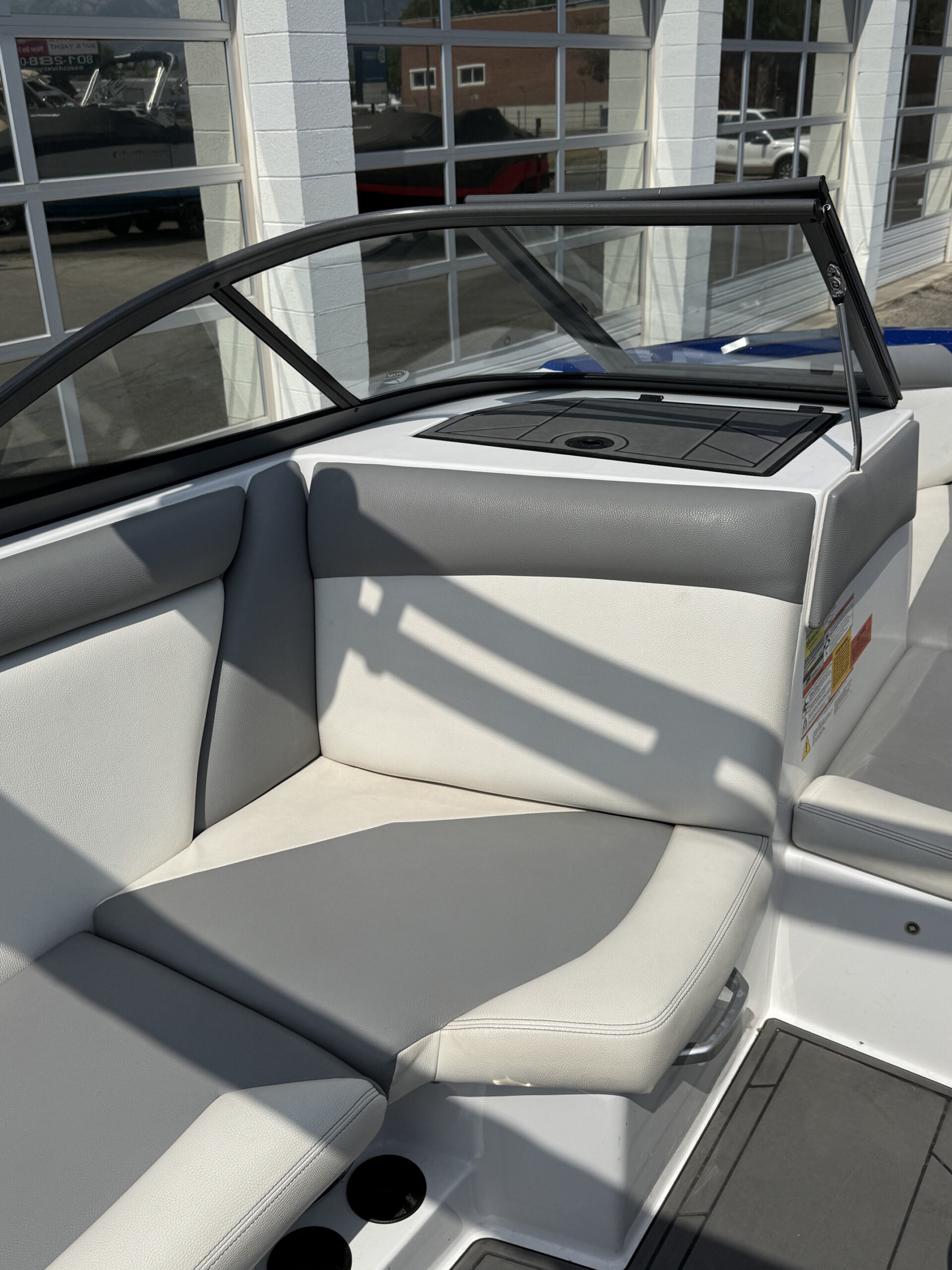 2018 23' Tige "R23" Bowrider - Image 14