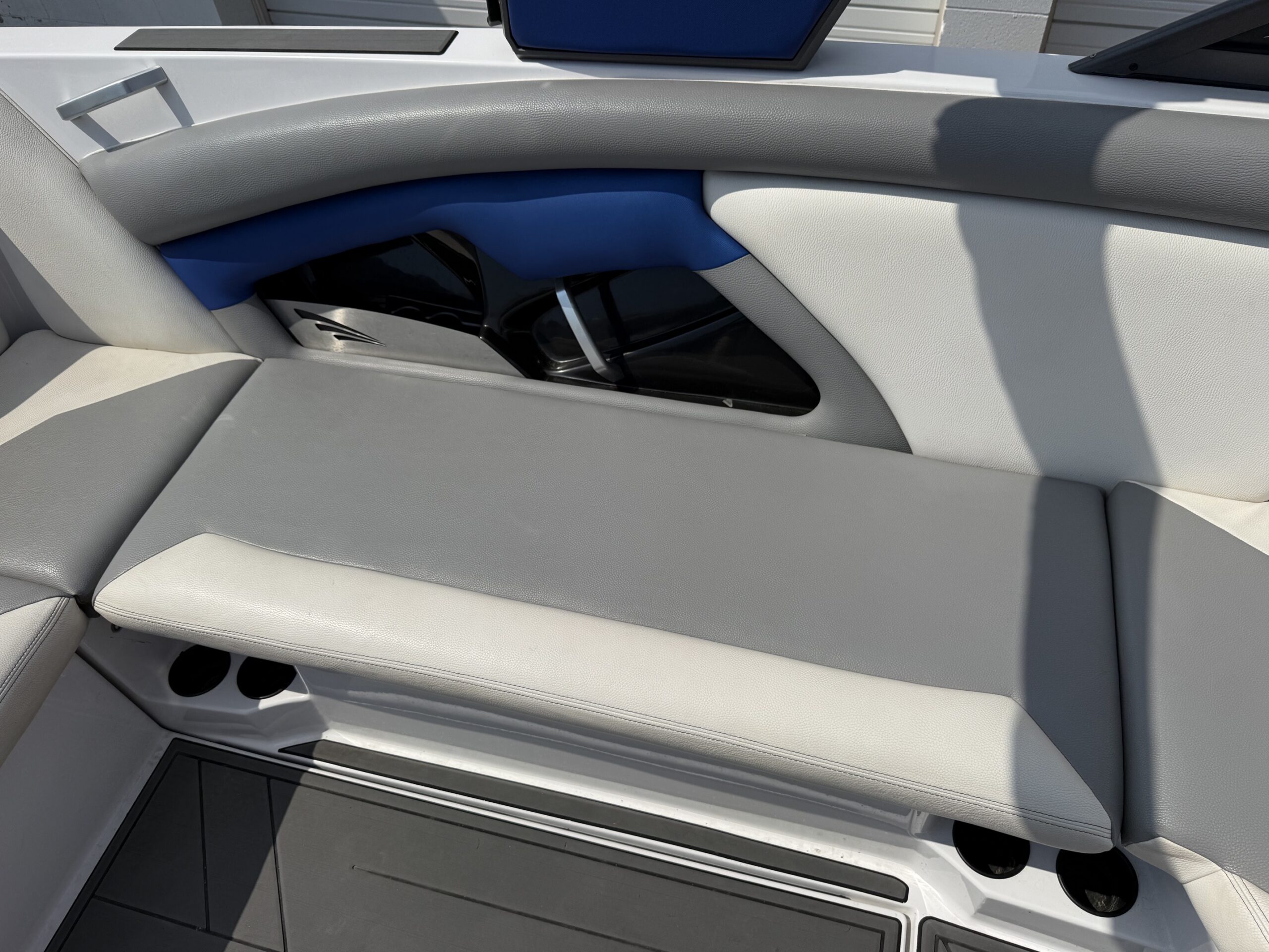 2018 23' Tige "R23" Bowrider - Image 15