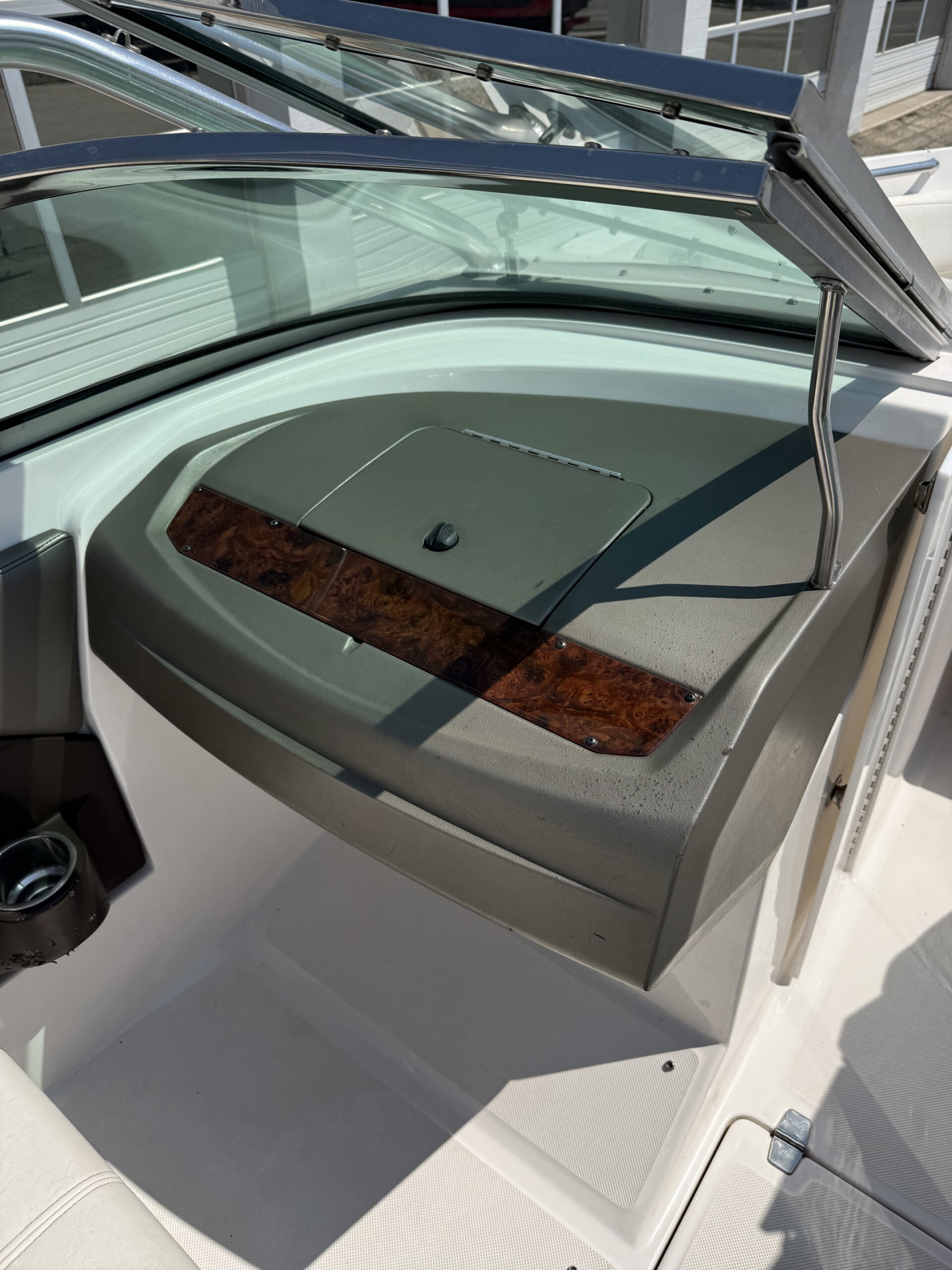 2006 22' Regal "2200 Bowrider" - Image 19