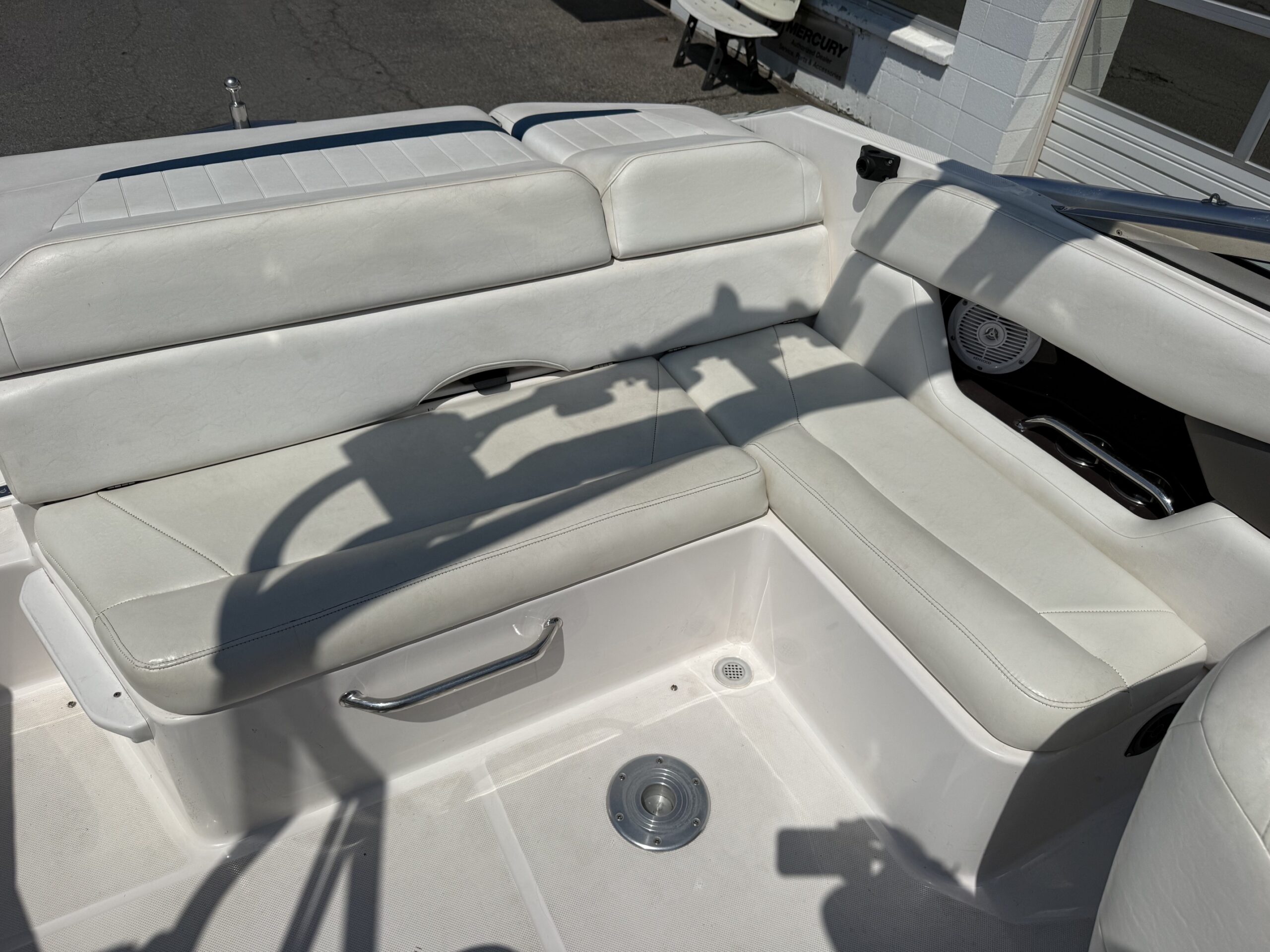 2006 22' Regal "2200 Bowrider" - Image 23