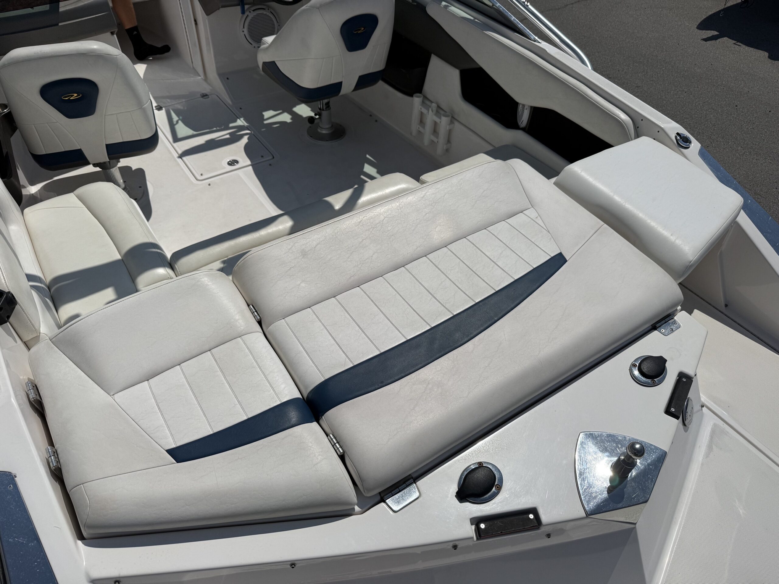 2006 22' Regal "2200 Bowrider" - Image 13