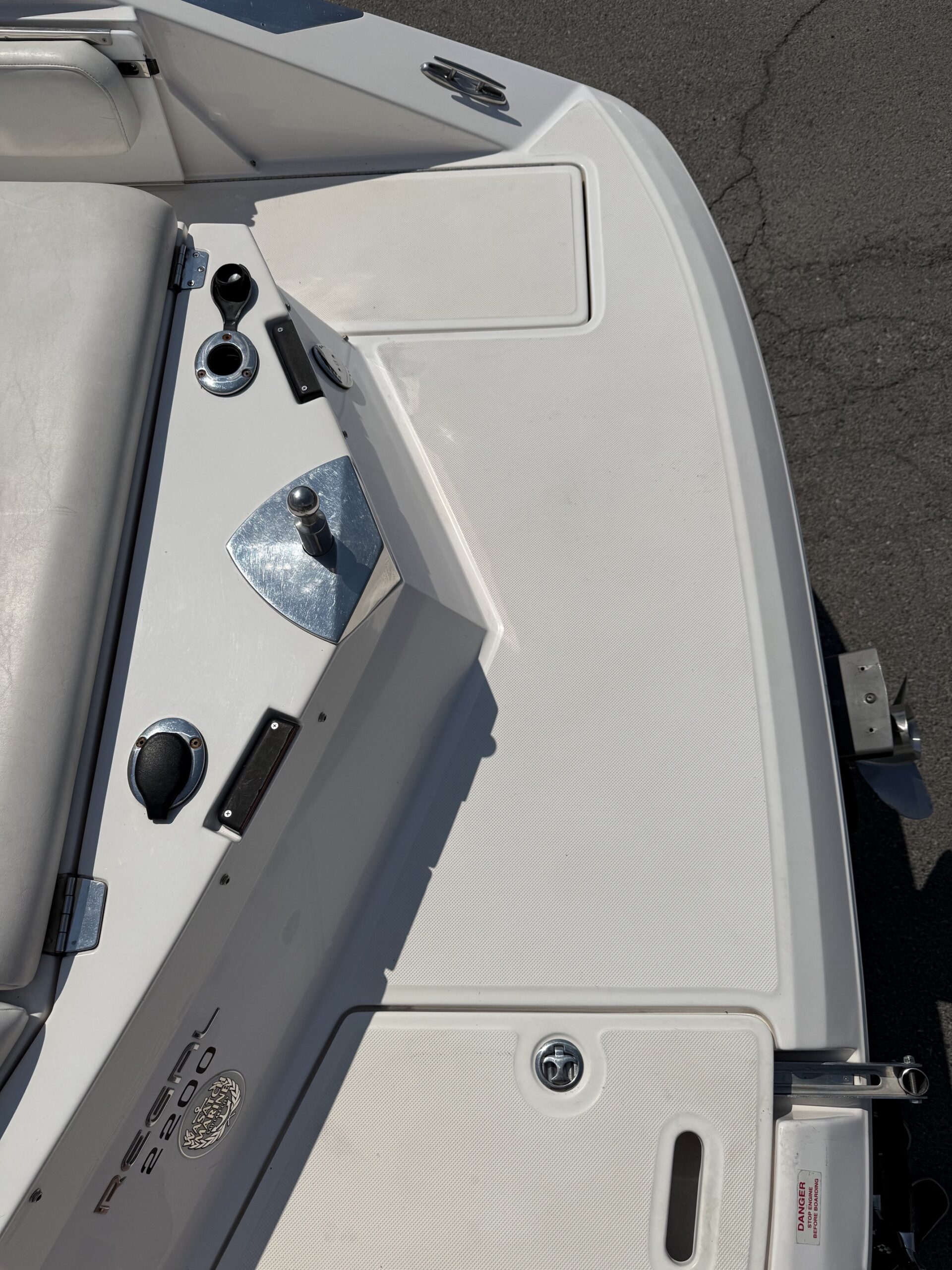 2006 22' Regal "2200 Bowrider" - Image 14