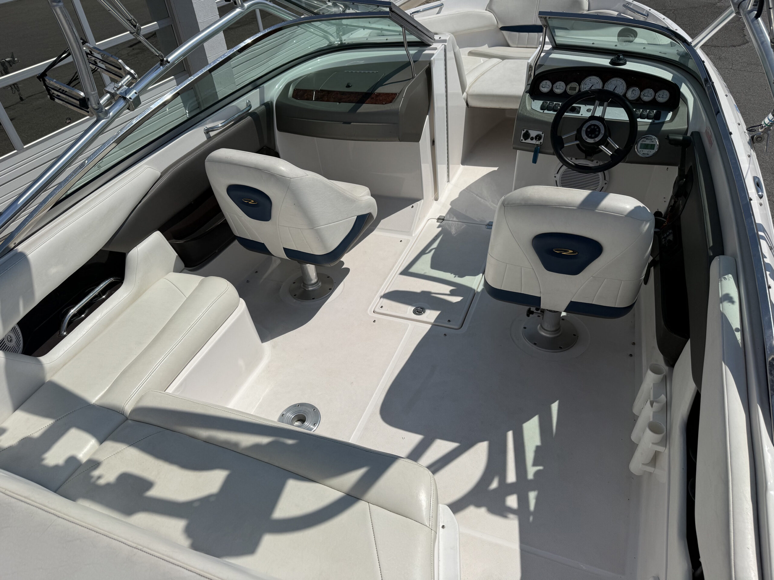 2006 22' Regal "2200 Bowrider" - Image 18