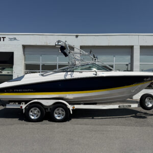 2006 22' Regal "2200 Bowrider"