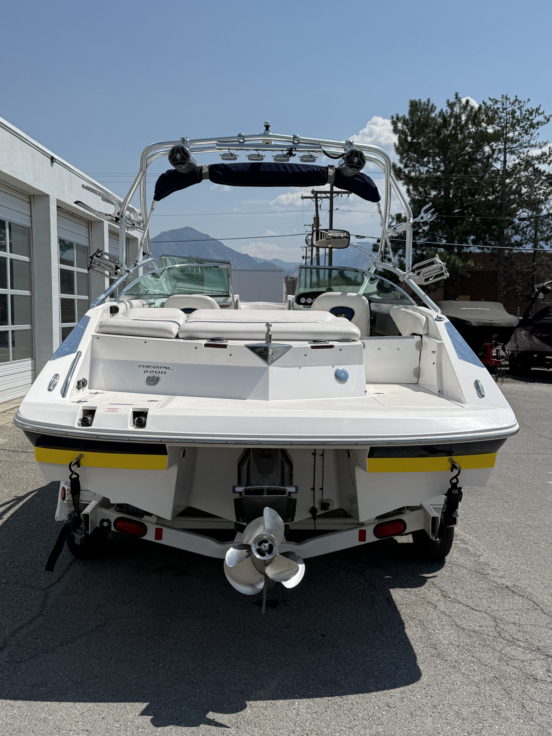 2006 22' Regal "2200 Bowrider" - Image 8