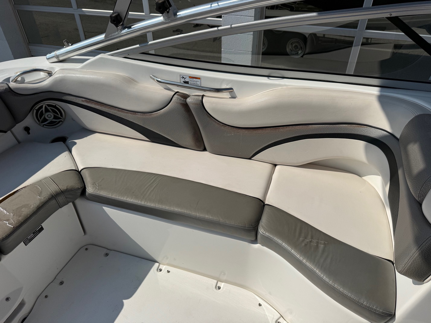 2009 21' Yamaha "212 X" Bowrider - Image 21