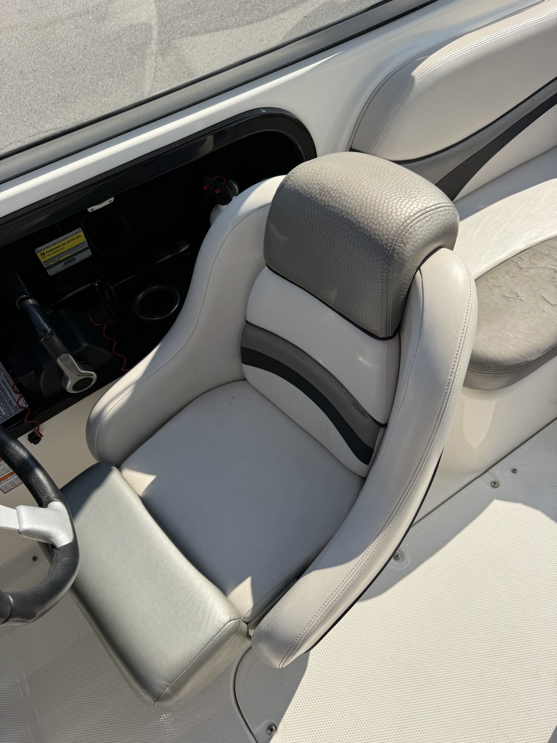 2009 21' Yamaha "212 X" Bowrider - Image 27