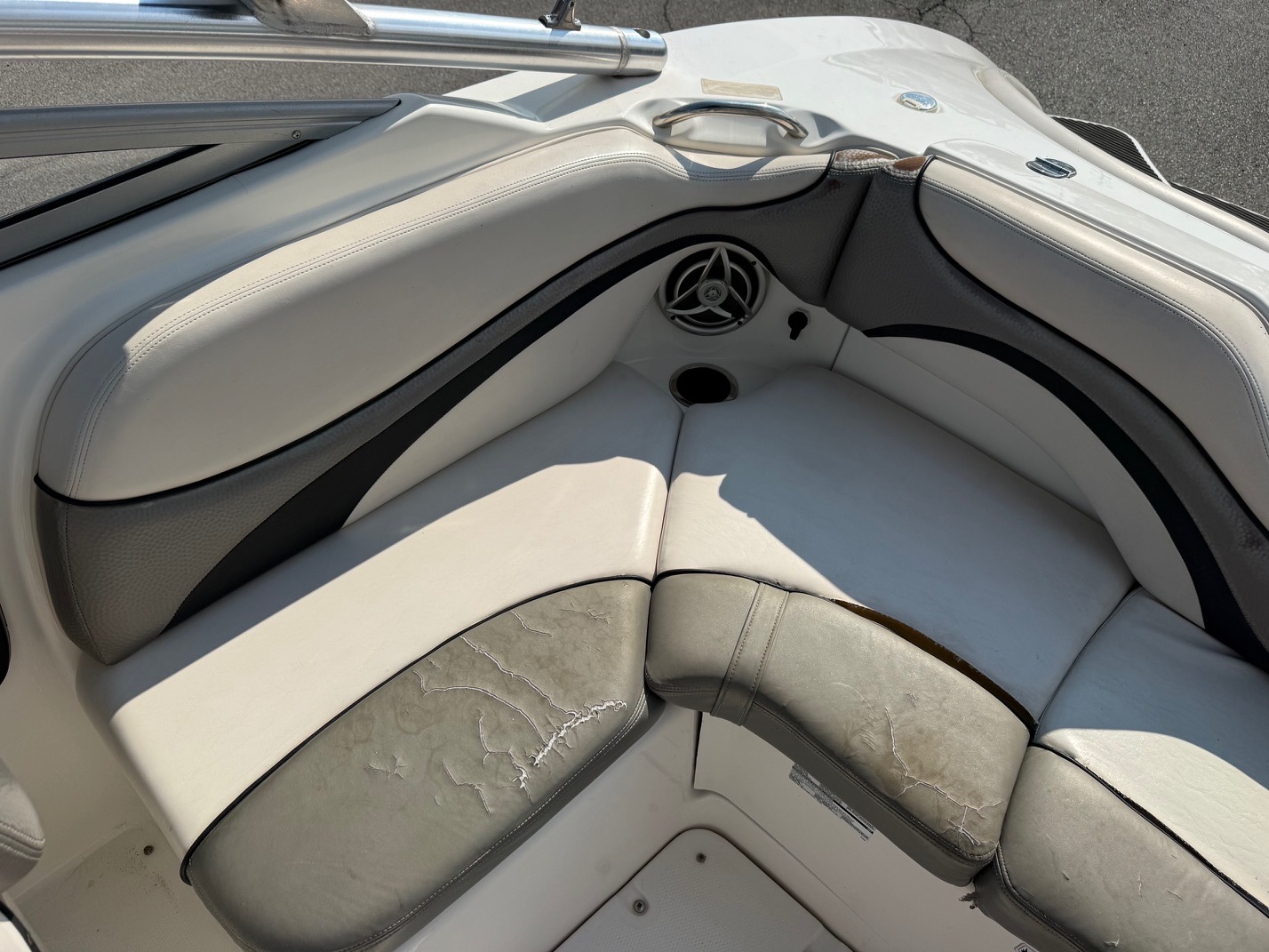 2009 21' Yamaha "212 X" Bowrider - Image 29
