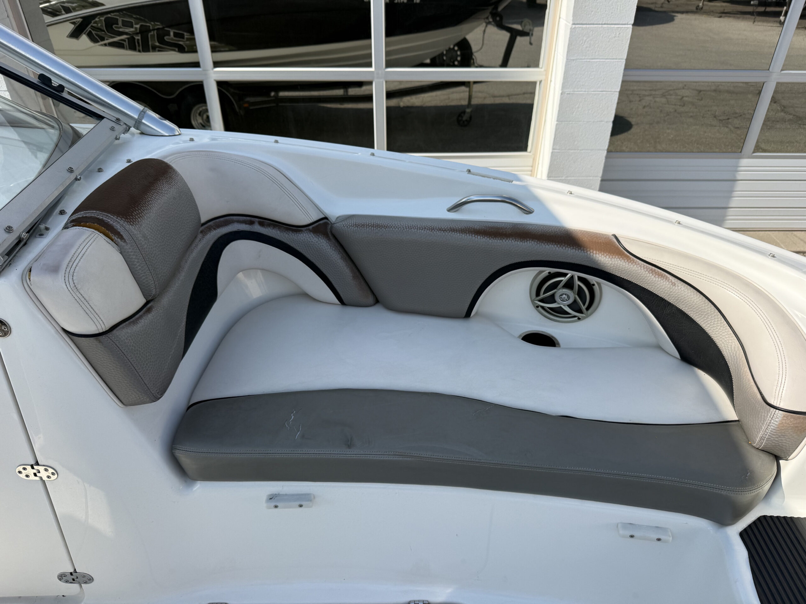 2009 21' Yamaha "212 X" Bowrider - Image 12
