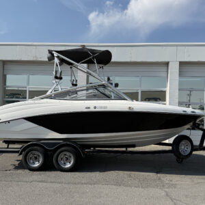 2009 21' Yamaha "212 X" Bowrider