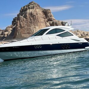 2009 52' Cruisers Yachts 520 "Sport Coupe"