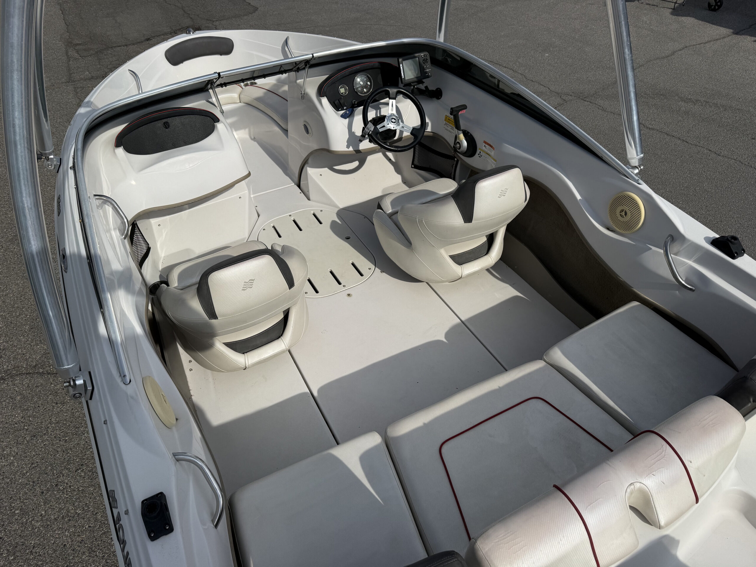 2012 18' Four Winns "180 SS" Bowrider BANK REPO - Image 16